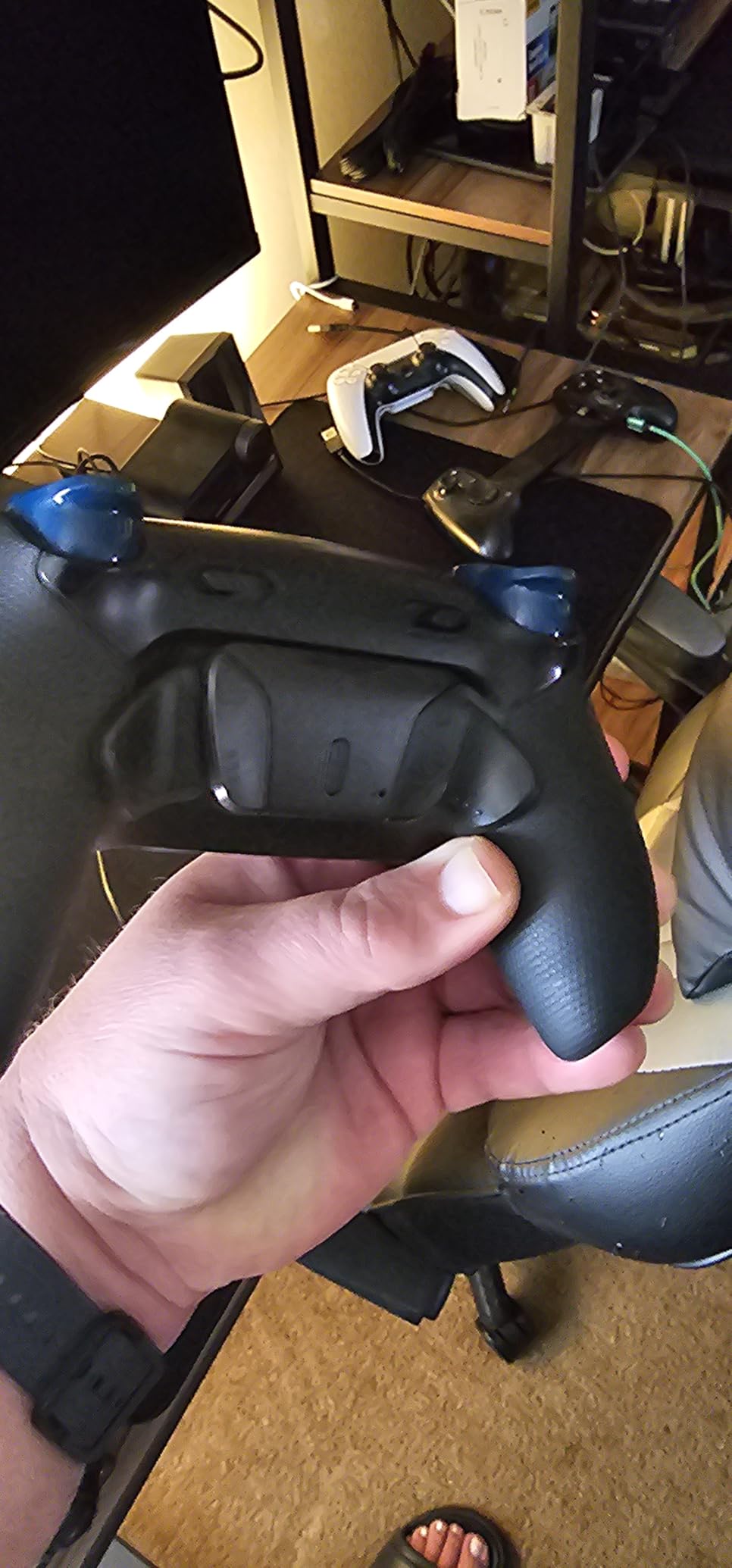 eXtremeRate RISE4 Plus MAX RMB Back Paddles Kit with Clicky Trigger Stops & Rubberized Grip for PS5 Controller BDM-030 040 050, Remappable Real Metal Back Buttons Kit for PS5 Controller - Black customer photo 2