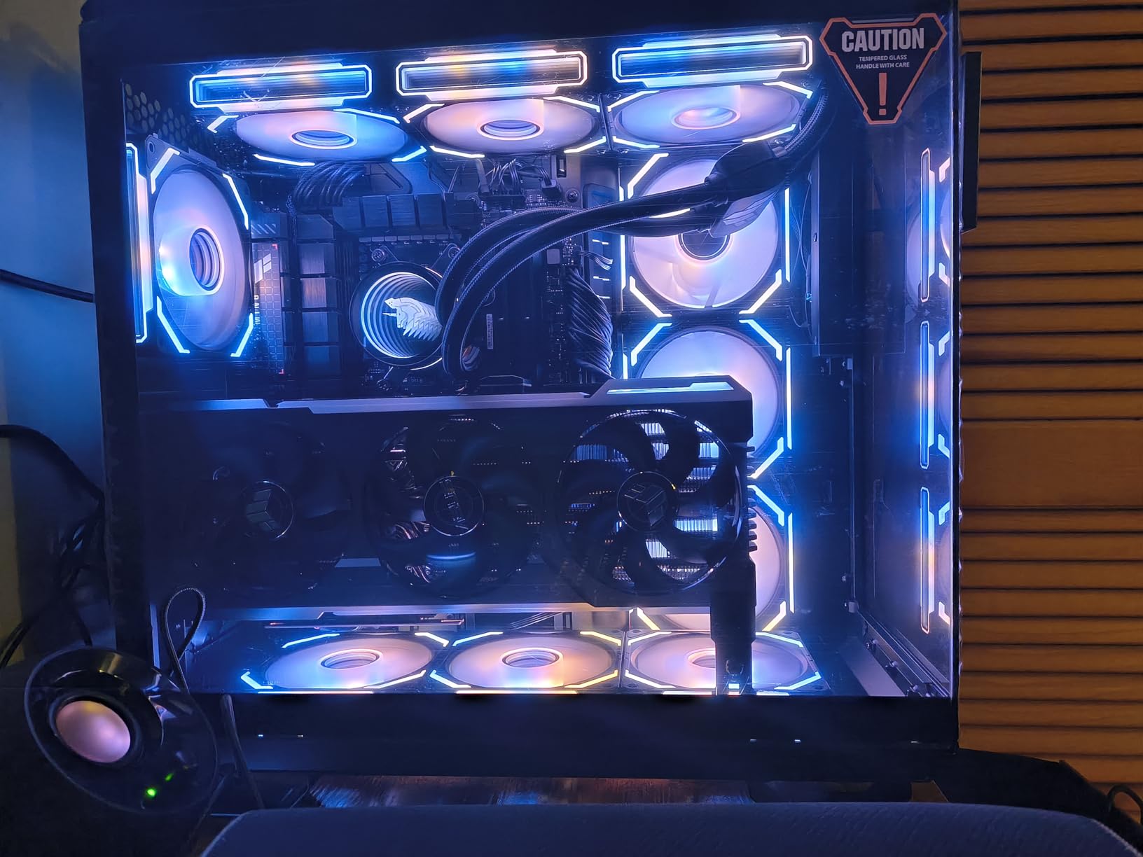 ASUS TUF Gaming GT502 Horizon ATX Mid-Tower PC Case (Boundless Panoramic Design, Dual-Chamber, Independent CPU and GPU Cooling Zones, Tool-Free Side Panels, USB 10 Gbps Type-C® Front Panel) customer photo 1