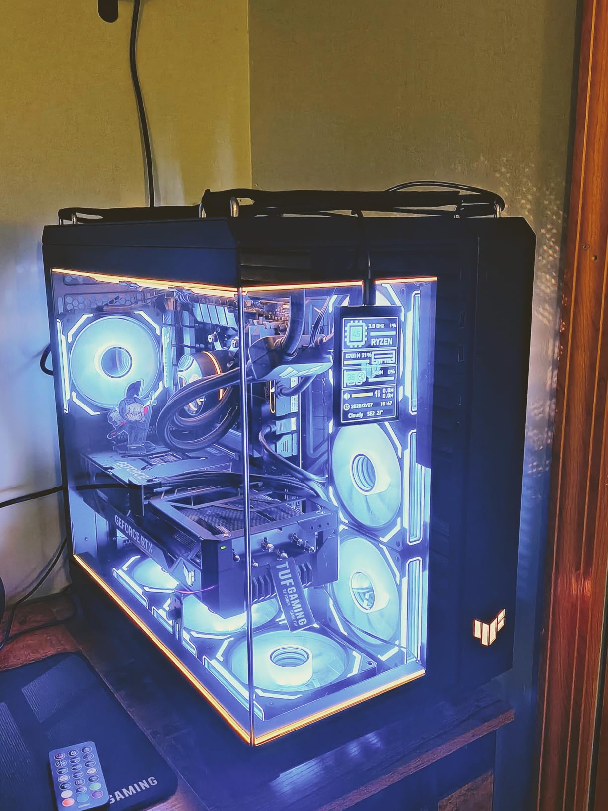 ASUS TUF Gaming GT502 Horizon ATX Mid-Tower PC Case (Boundless Panoramic Design, Dual-Chamber, Independent CPU and GPU Cooling Zones, Tool-Free Side Panels, USB 10 Gbps Type-C® Front Panel) customer photo 2