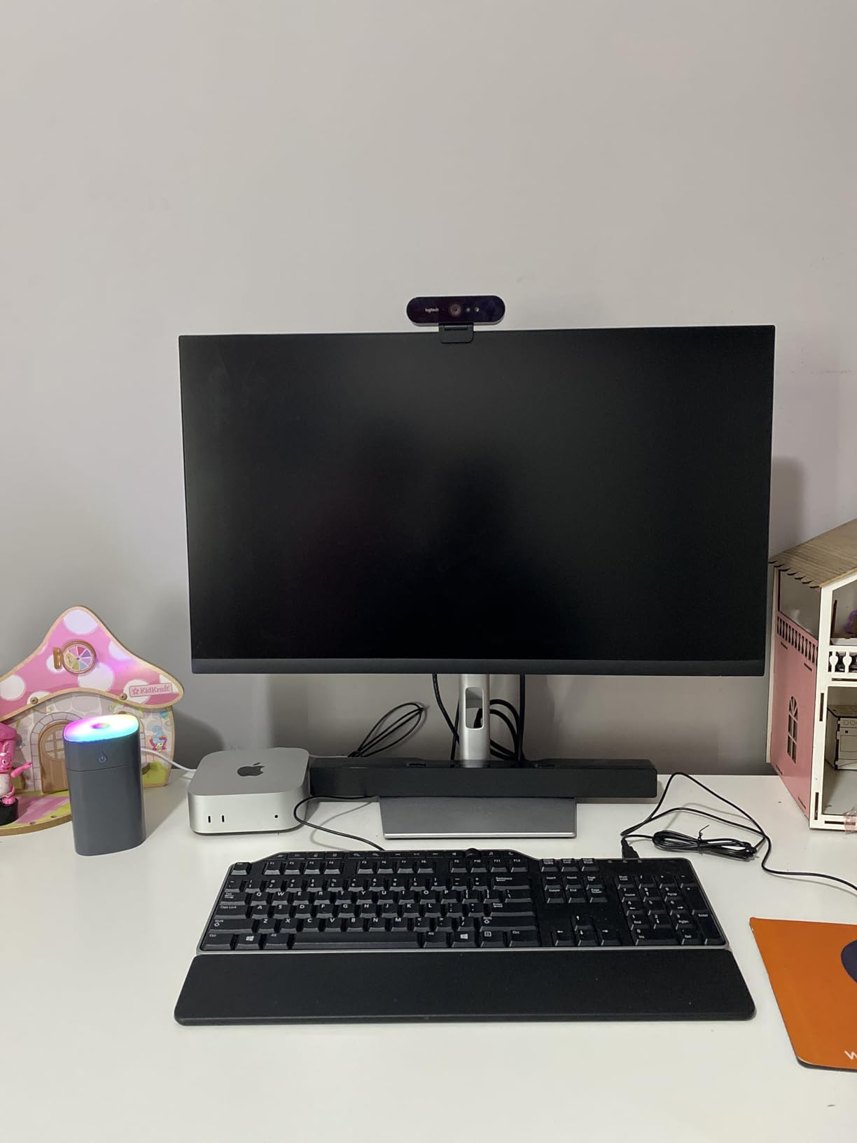 Apple 2024 Mac mini Desktop Computer with M4 chip with 10-core CPU and 10-core GPU: Built for Apple Intelligence, 16GB Unified Memory, 256GB SSD Storage, Gigabit Ethernet. Works with iPhone/iPad customer photo 2