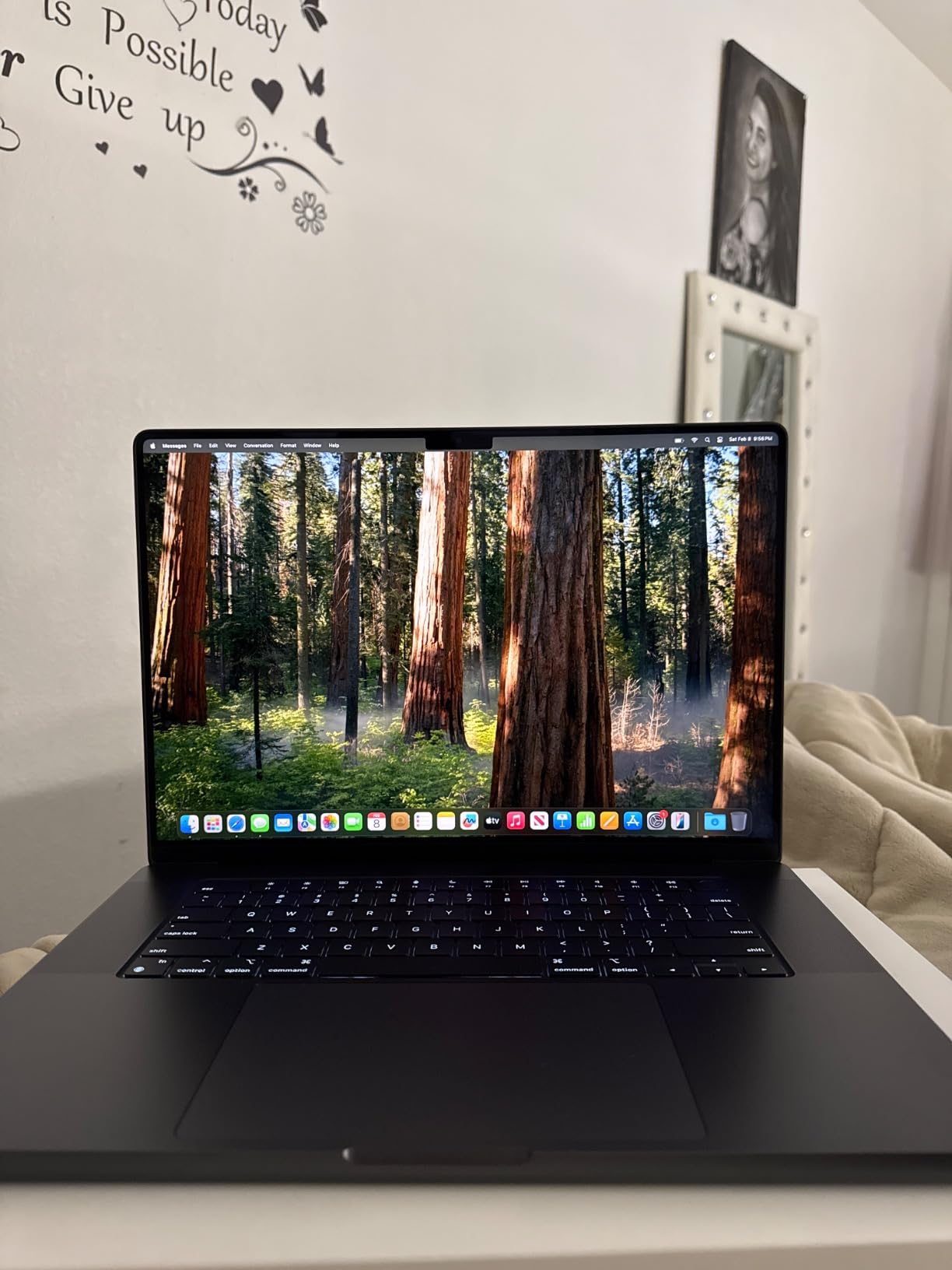 Apple 2024 MacBook Pro Laptop with M4 Max, 16-core CPU, 40-core GPU: Built for Apple Intelligence, 16.2-inch Liquid Retina XDR Display, 48GB Unified Memory, 1TB SSD Storage; Space Black customer photo 2