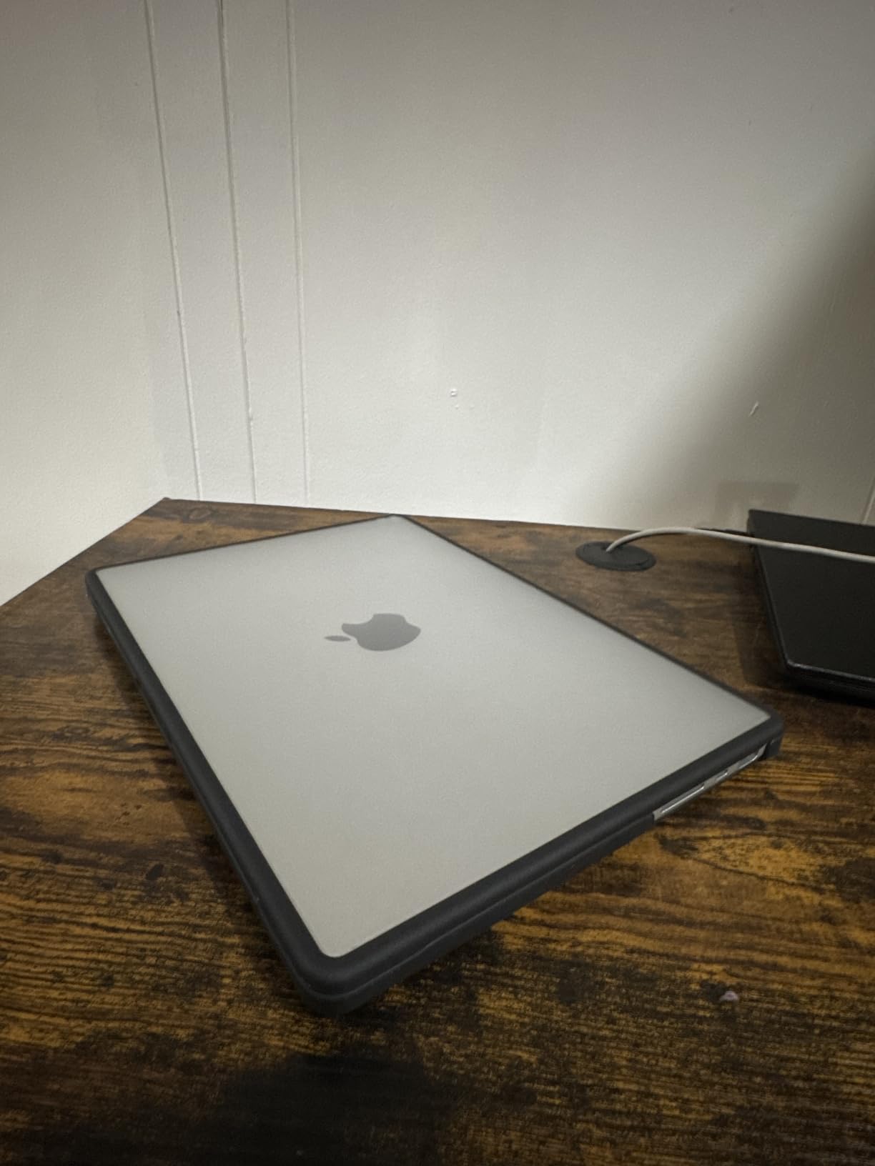 Apple 2024 MacBook Pro Laptop with M4 chip with 10-core CPU and 10-core GPU: Built for Apple Intelligence, 14.2-inch Liquid Retina XDR Display, 16GB Unified Memory, 512GB SSD Storage; Silver customer photo 1