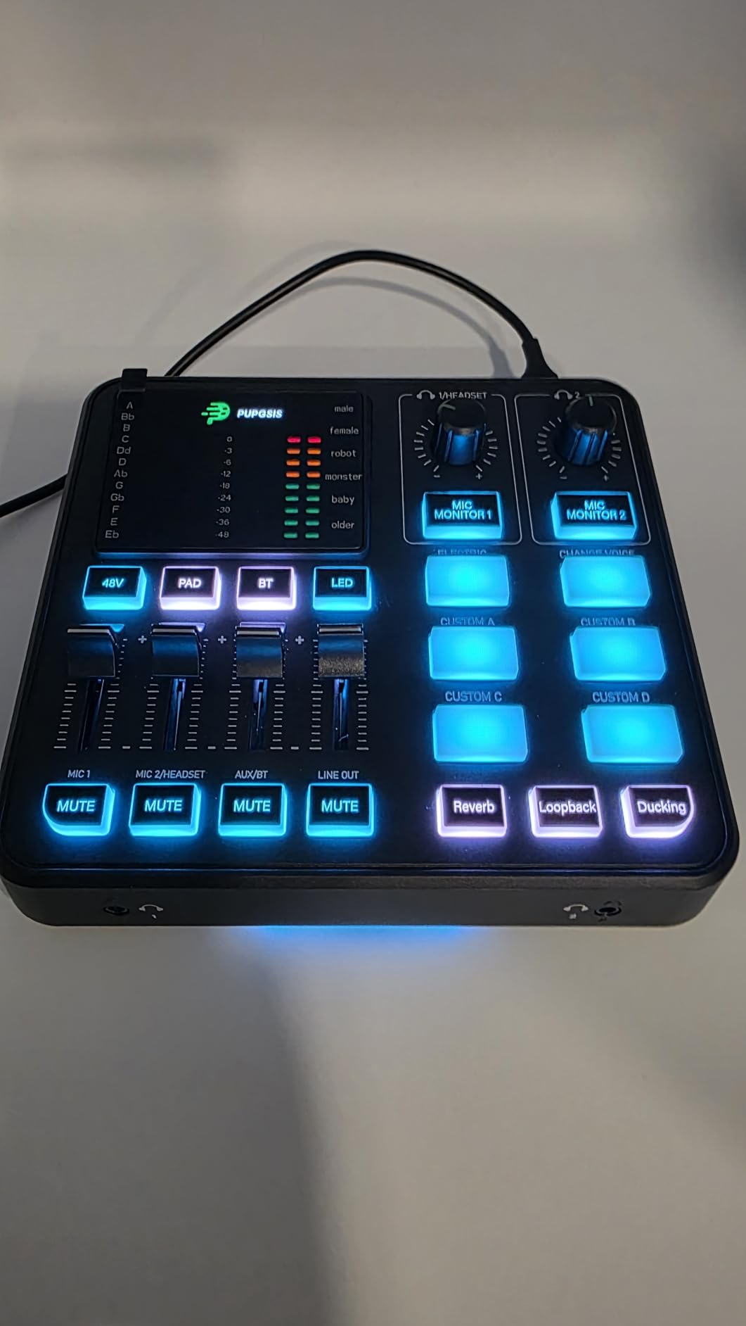 PUPGSIS Gaming Audio Mixer, Audio Interface for PC/Podcast/Streaming, Sound Board with 3.5mm/XLR Mic Input, 48V Phantom Power, Voice Changer, Live Sound Card with DJ Mixer Effects/Bluetooth/4 Channel customer photo 1