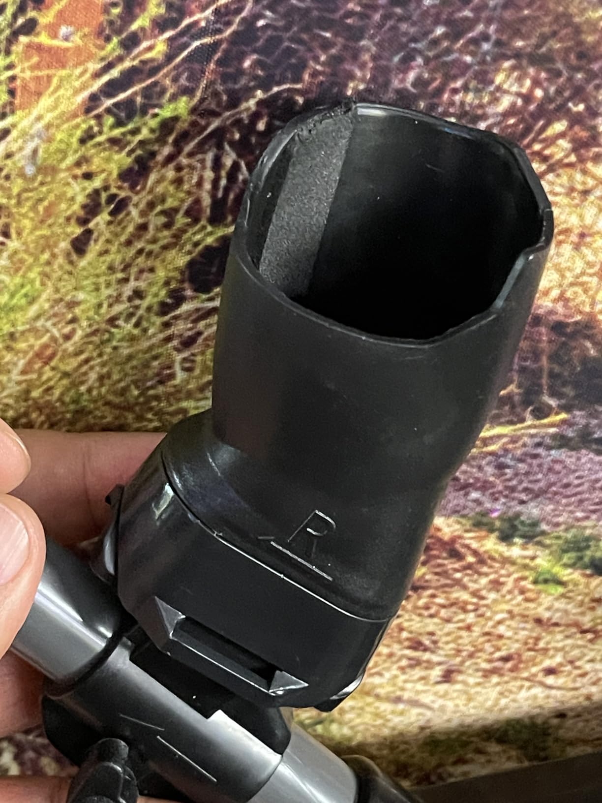 YipuVR VR Gun Stock Compatible with VR Meta Quest 2 Controller Grips, VR Shooting Game Accessories for Quest 2 Magnetic Rifle for Enhance Real Feeling and Control Stability (Black) customer photo 2