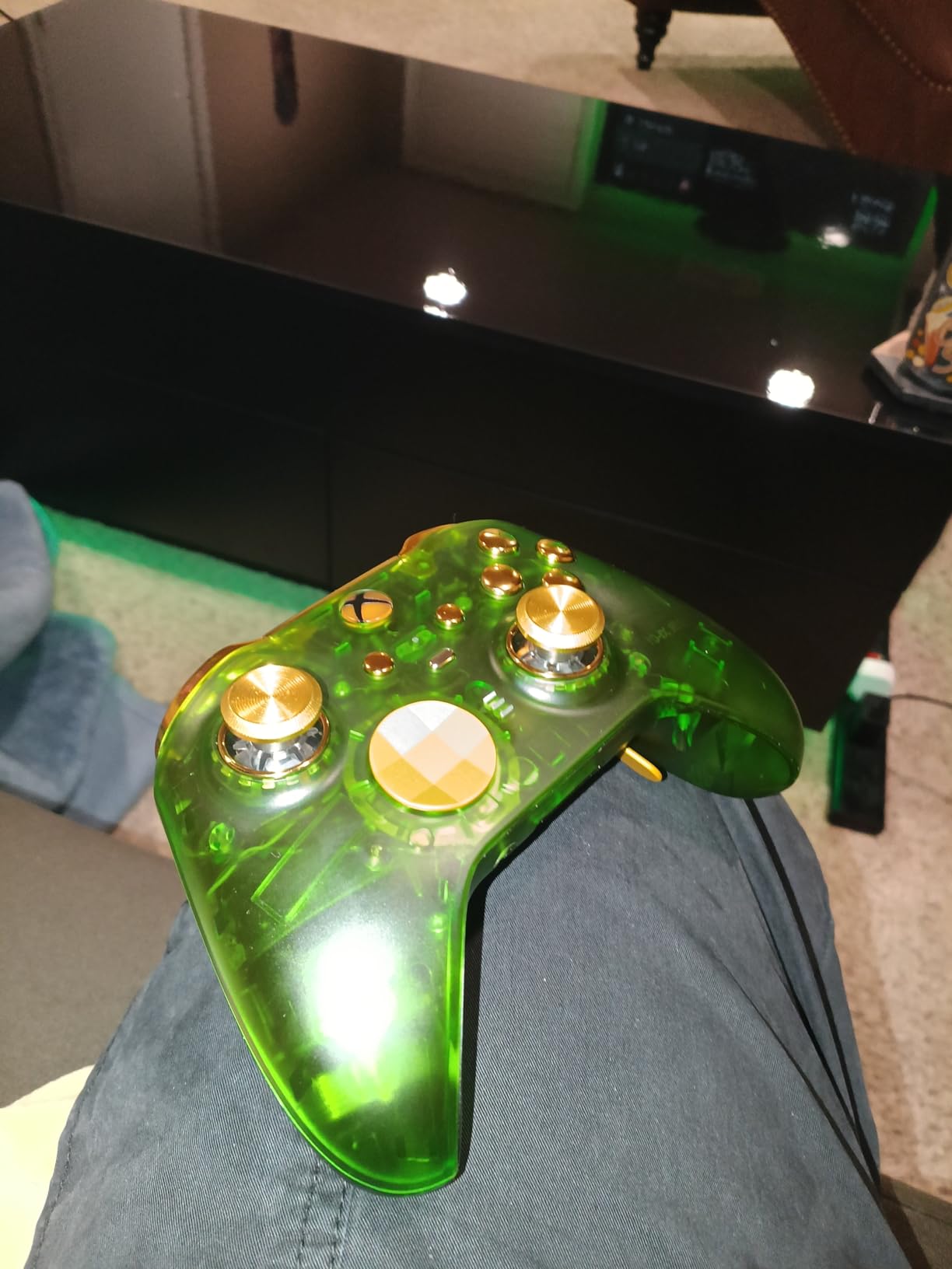 CHARM FOCUS 16-in-1 Metal Thumbsticks Replacement Kits for Xbox Elite Series 2, Xbox Elite 2 Controller Accessories, Includes Magnetic Joysticks, Paddles, Silicone Caps, D-Pads, 1 Tool (Volcano Red) customer photo 1