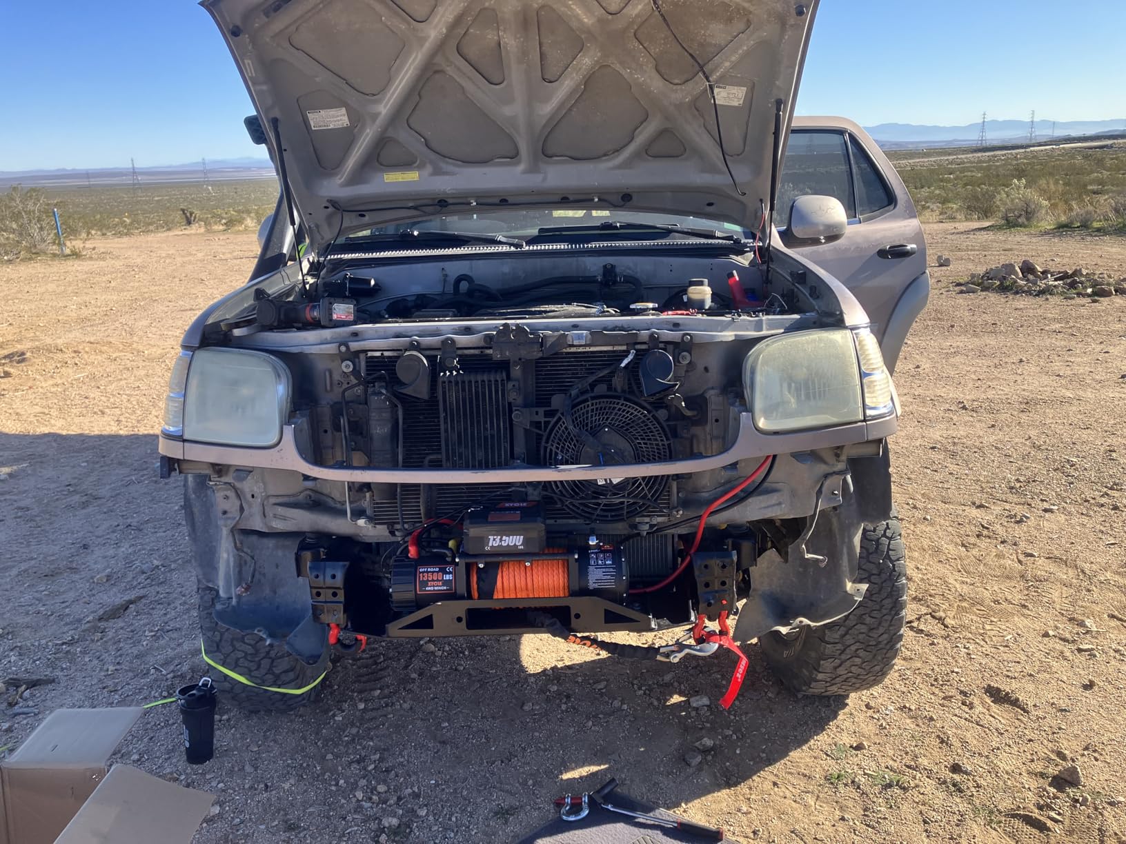 Winch13500lbs 12V Waterproof Electric Winch Synthetic Rope Truck Winch Towing Winch Boat Trailer Winch SUV 4-Wheel Drive Off-Road Vehicle with Remote Control 3/8 Synthetic Rope (Black) customer photo 1