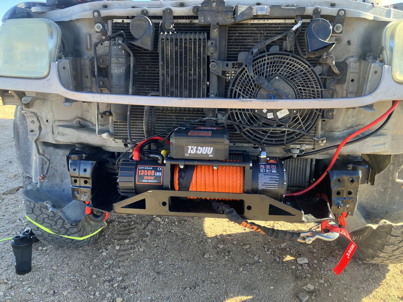 Winch13500lbs 12V Waterproof Electric Winch Synthetic Rope Truck Winch Towing Winch Boat Trailer Winch SUV 4-Wheel Drive Off-Road Vehicle with Remote Control 3/8 Synthetic Rope (Black) customer photo 2