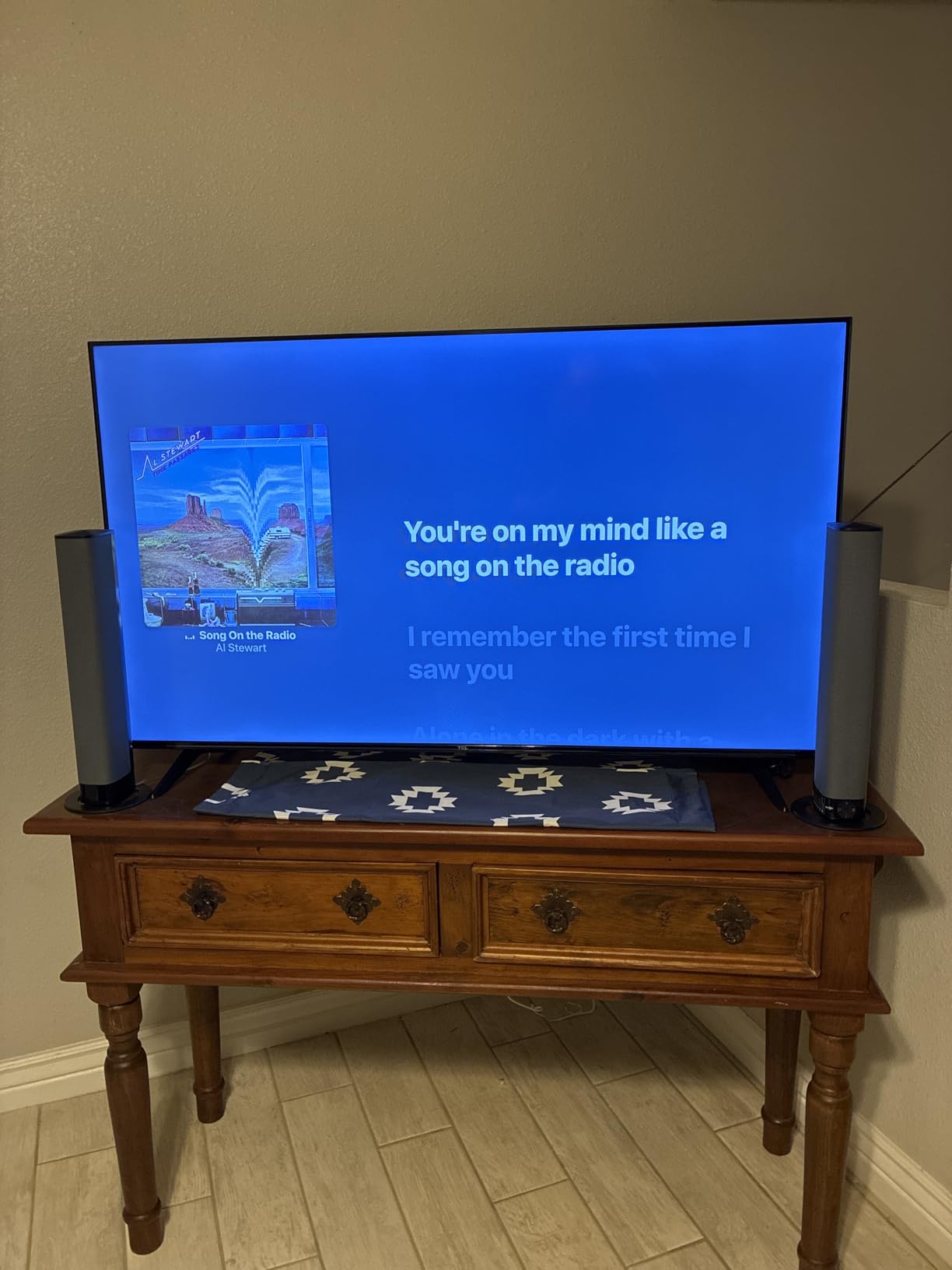 Sound Bar for Smart TV, Soundbar with Bluetooth/ARC/Opt/AUX Connect, Auto Volume Boost, 3 Equalizer Modes, 2 in 1 Detachable Soundbar for TV/PC/Gaming/Projectors customer photo 2