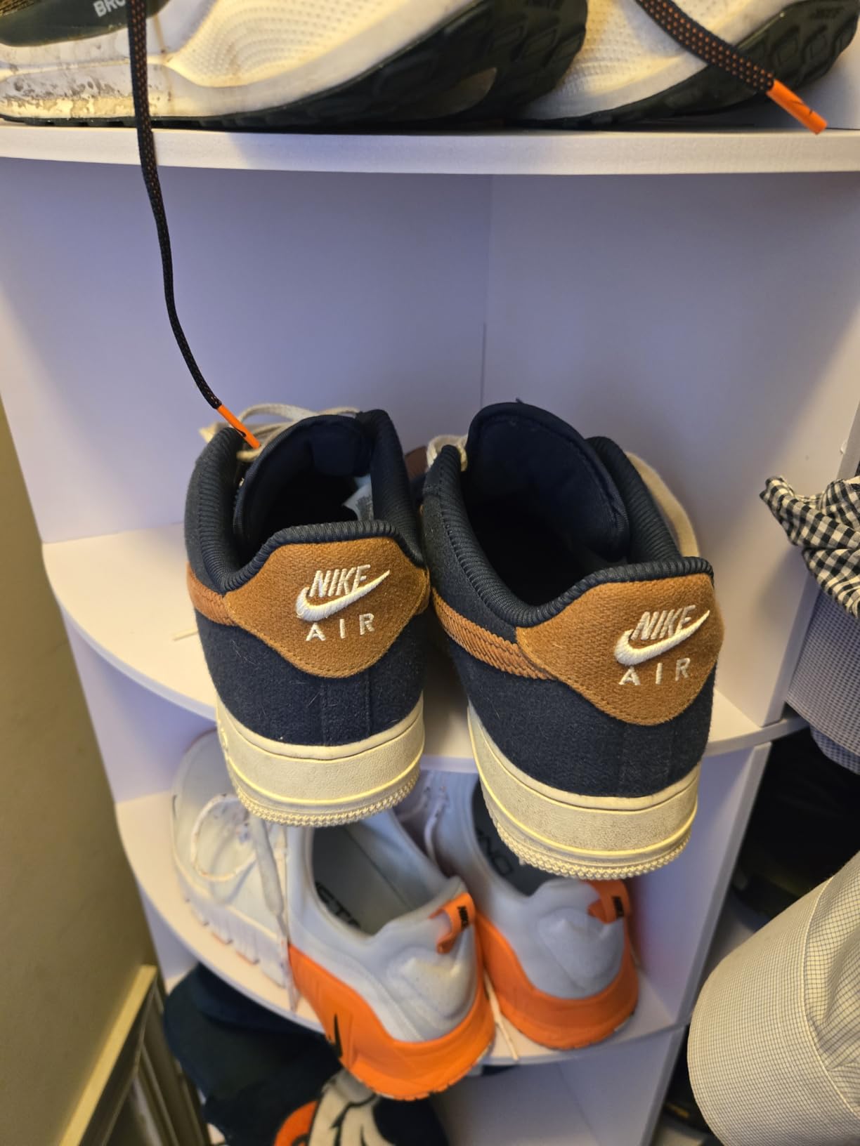 Rotating Shoe Rack Tower, 7 Tier 28 Pairs Large Shoe Storage Organizer, Space-Saving Free Standing Shoe Racks, 360° Revolving Round Shoe Rack for Closet Handbag Display, White customer photo 2