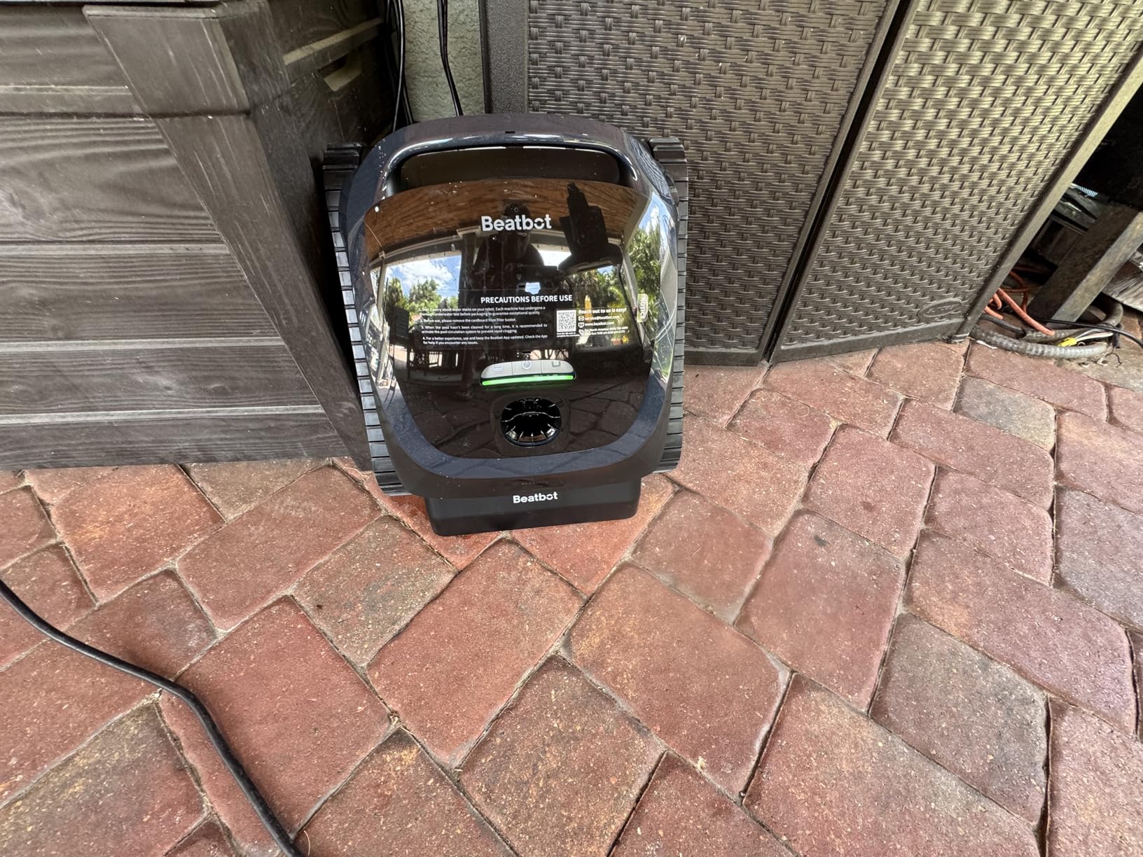 (2025 Upgrade) Beatbot AquaSense 2 Cordless Robotic Pool Vacuum Cleaner, Smart Surface Parking, Double-Pass Waterline Scrubbing, Cleans Floor, Walls and Waterline customer photo 2