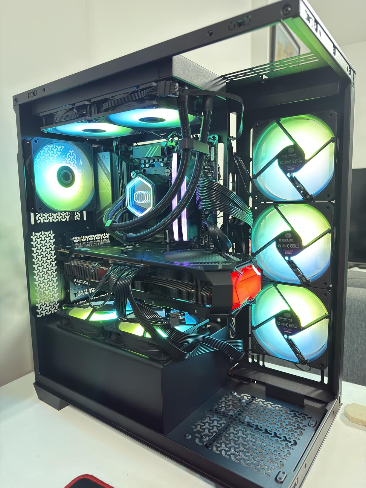 Cooler Master MF120 Lite 120mm PC Case Fan | Liquid Cooler | Air Cooler 3-Pack, 120mm aRGB Lighting, aRGB Splitter, Dynamic PWM 1,750 RPM, Air Balance Blades, Hybrid | PBT Frame customer photo 1