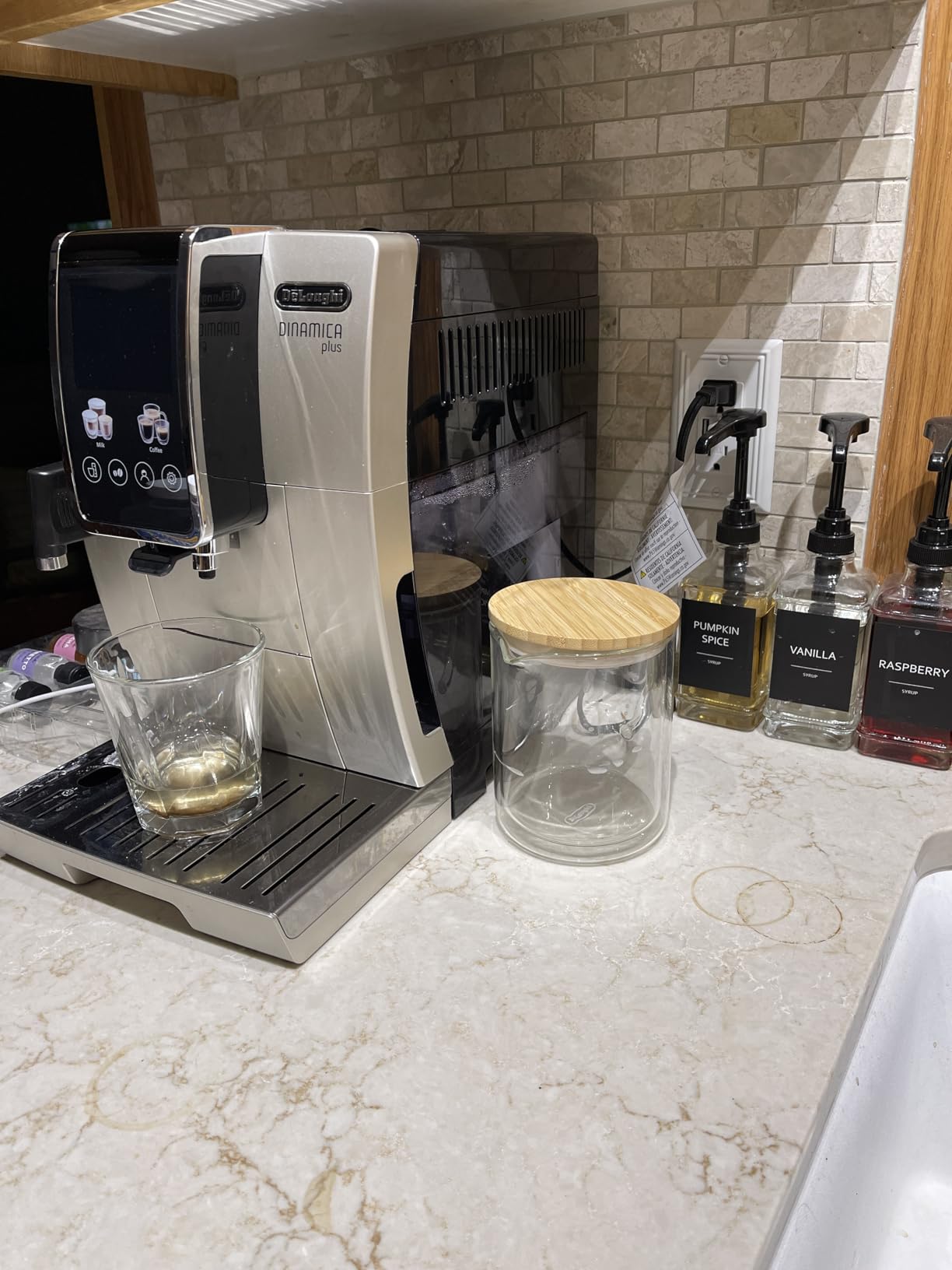 De'Longhi Dinamica Plus Fully Automatic Espresso Machine - Brew Personalized Coffee for up to 4 User Profiles, 24+ Recipes, Built in Grinder & Automatic Milk Steam Wand customer photo 1
