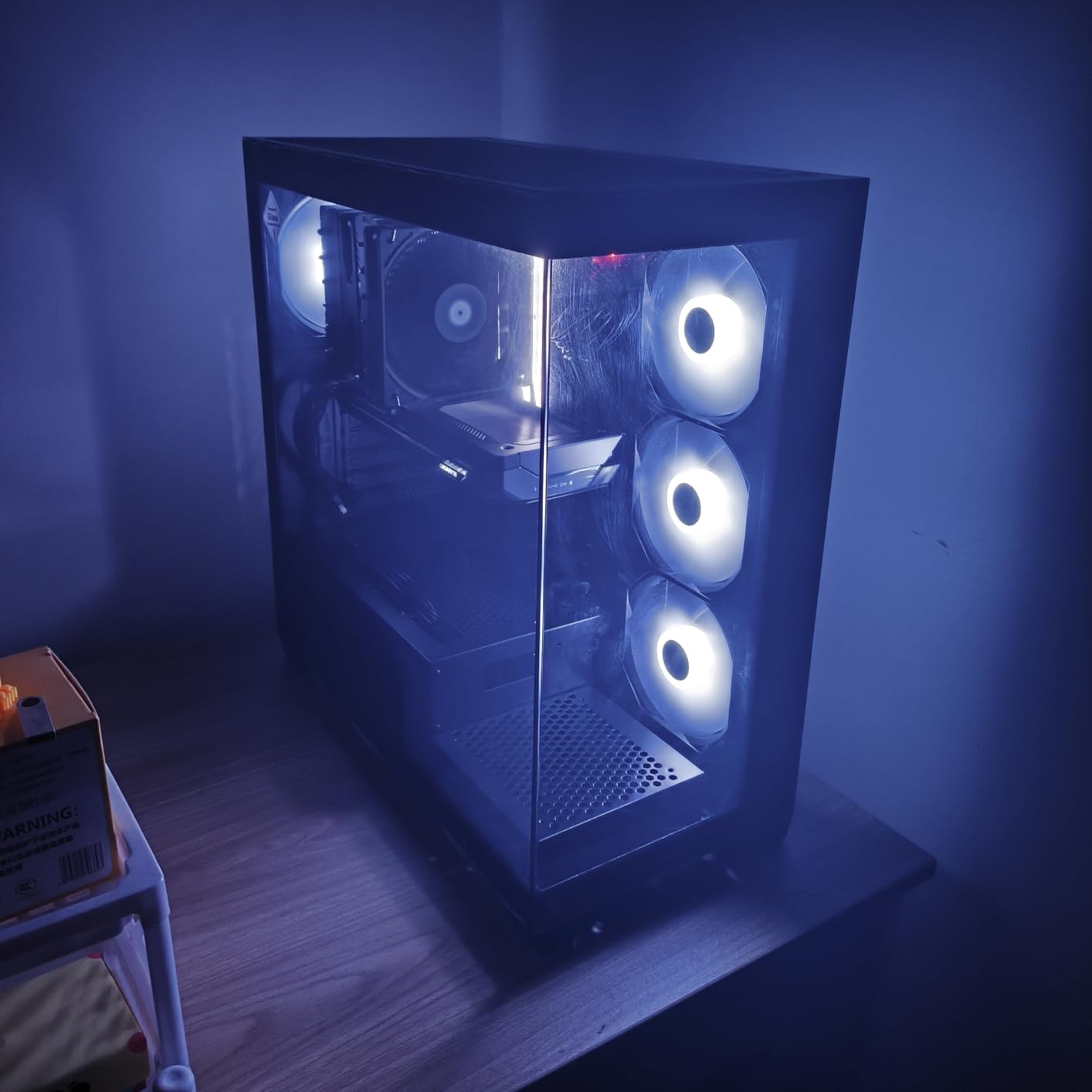 GIGABYTE B850 Eagle WIFI6E AMD AM5 ATX Motherboard, Support AMD Ryzen 9000/8000/7000 Series, DDR5, 8+2+2 Power Phase, 3X M.2, PCIe 5.0, USB-C, WIFI6E, GbE LAN, EZ-Latch, 5-Year Warranty customer photo 1