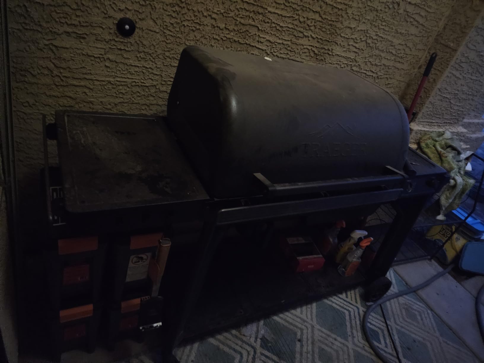 Traeger Grills Woodridge Pro Electric Wood Pellet Grill and Smoker, 970 Sq. In., Outdoor Pellet Smoker Grill with Digital Sensor and Side Shelf, Wi-FIRE Technology, Super Smoke Mode, TFB97JLH customer photo 2