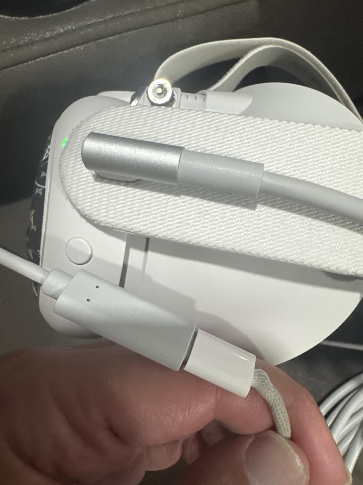 KIWI design Link Cable with Charging 16FT Compatible with Meta Quest 3S/3/2/Pro/Pico 4 Accessories and PC/SteamVR customer photo 2