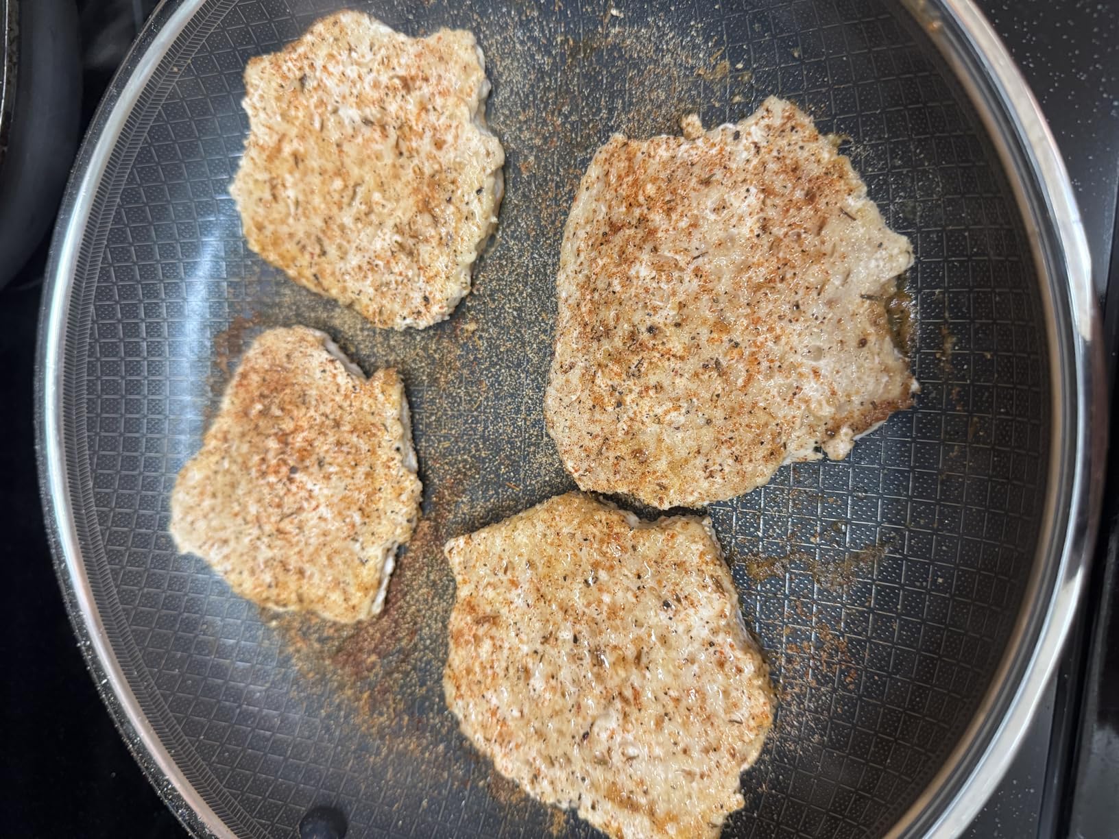 Blue Diamond Hybrid Nonstick Stainless Steel 12 Piece Cookware Set, Tri-Ply PFAS-Free Ceramic Diamond Bond Pots & Pans, Dishwasher & Oven Safe to 850F, Induction Ready, Metal Utensil Safe customer photo 2