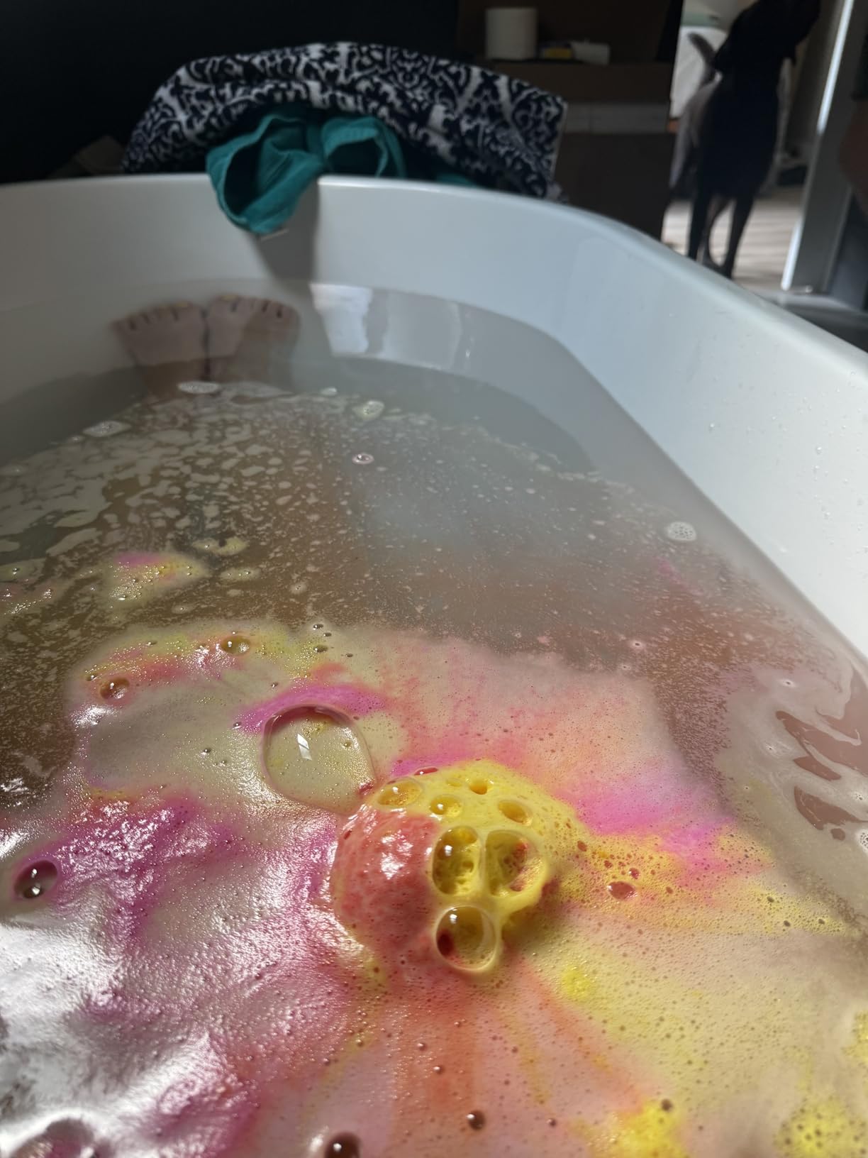 FerdY Shangri-La 67 Inch Freestanding Whirlpool Bathtub, Oval with 8 Water SPA Jets Morden White Stand Alone Jetted Tub, Luxury Acrylic Free Stand Deep Soaking Bath Tub customer photo 1