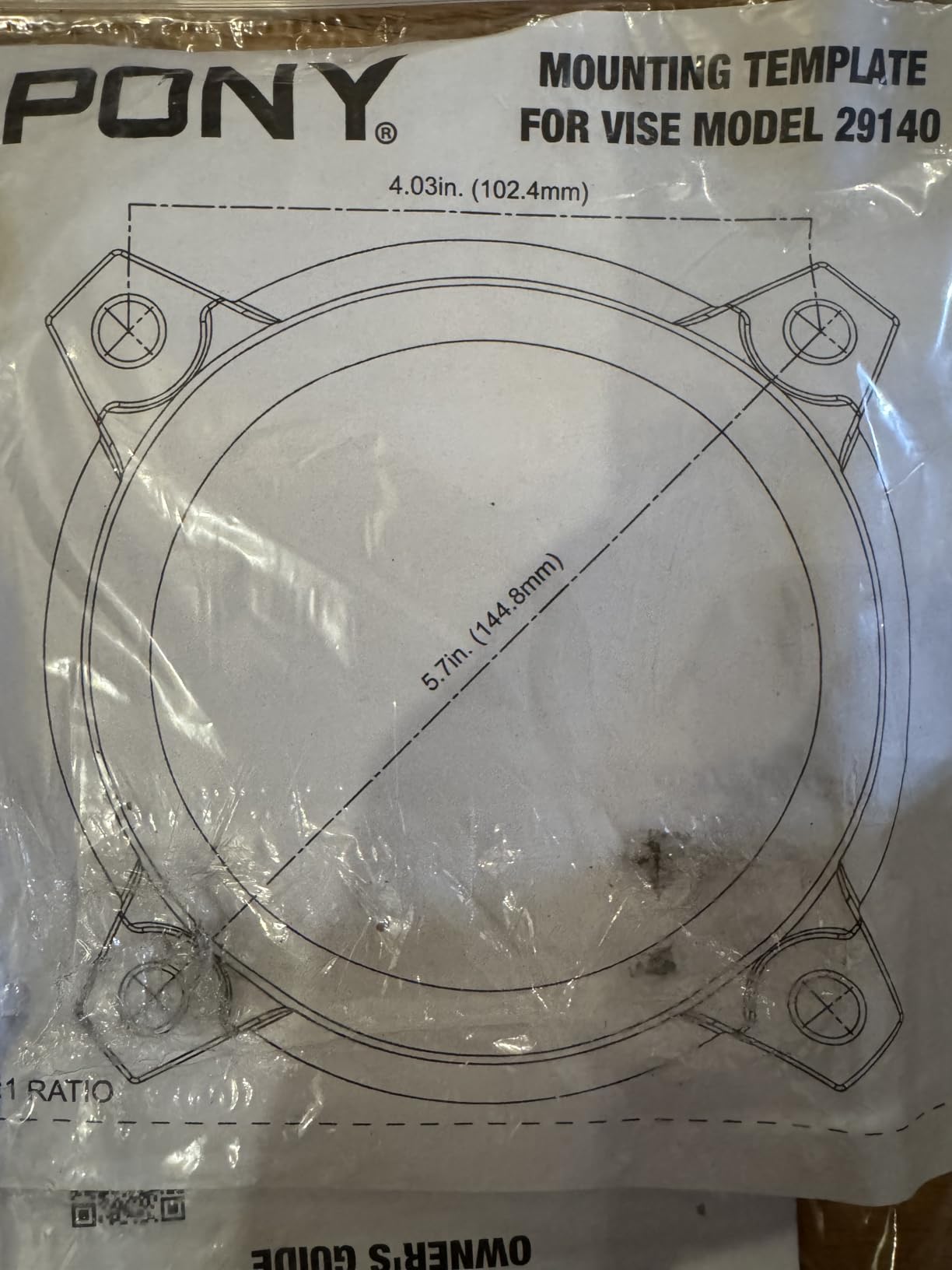 PONY 4 Inch Heavy Duty Bench Vise 4400LBS Clamping Force, Pro Workshop Workbench Vise with 360-Degree Rotatable Base and Anvil, 4-Inch Jaw Opening and Width for Woodworking, Drilling, Pipe Cutting customer photo 1