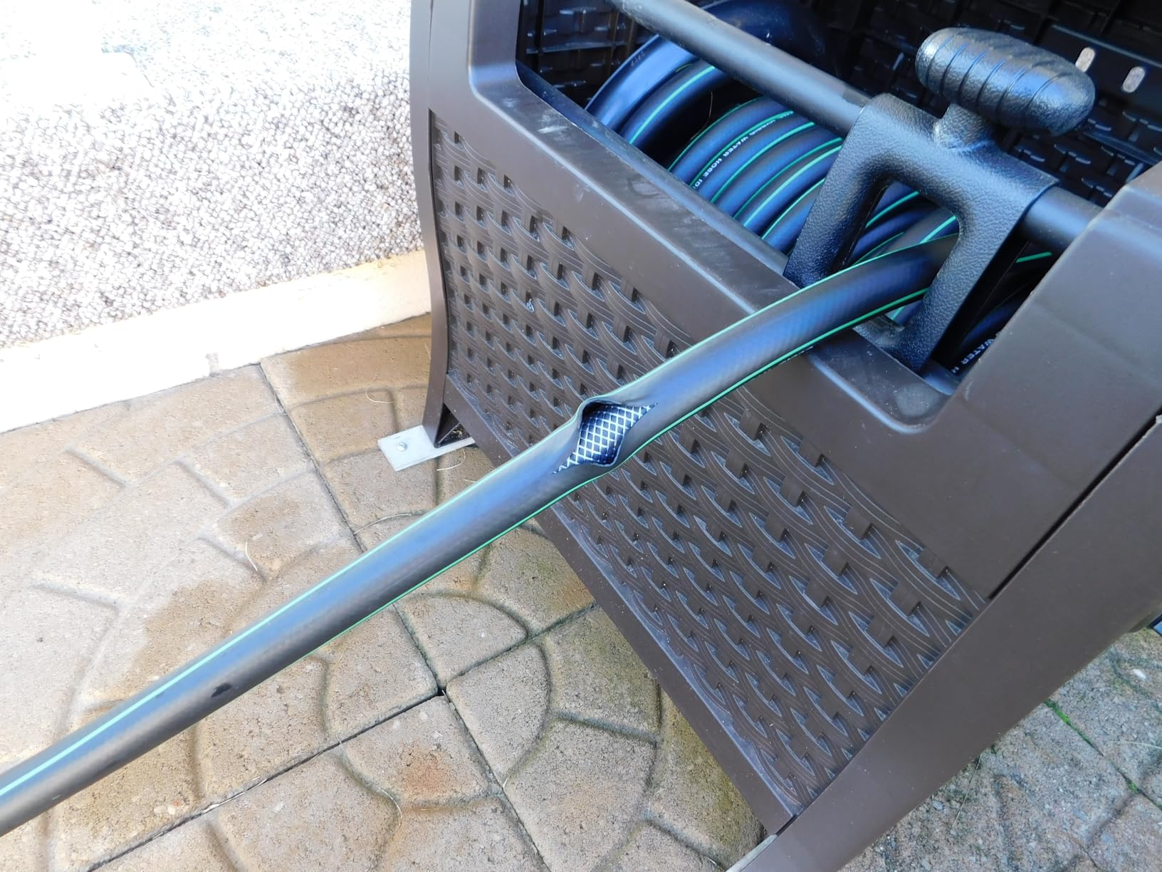 Heavy Duty Garden Hose 25ft, NON-EXPANDABLE Flexible Water Hose, Kink Resistant Lightweight Hybrid Hose, Leakproof Hose Male to Female Fittings customer photo 2