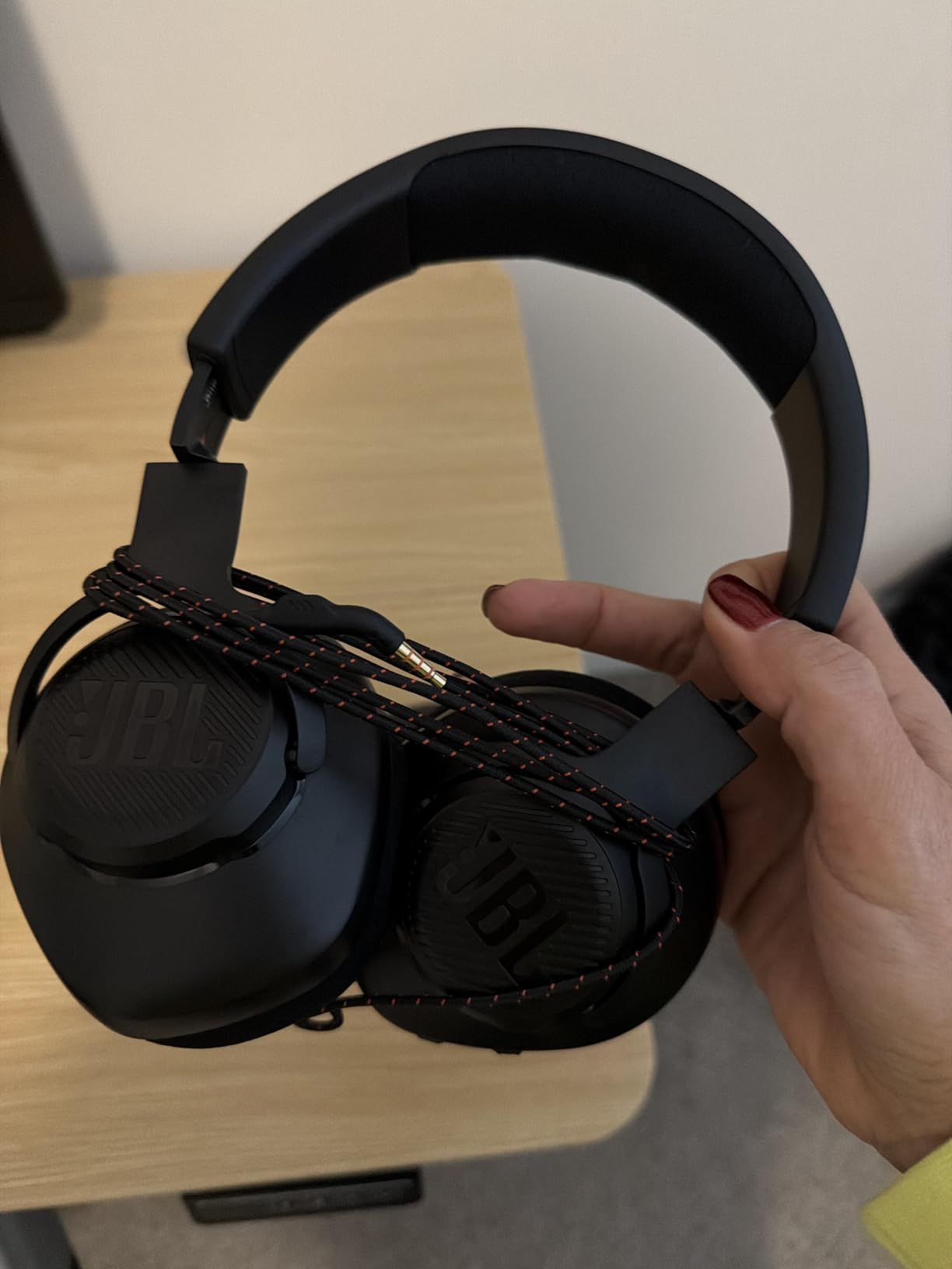 JBL Quantum 100M2 - Wired Over-Ear Gaming Headset with omnidirectional, Detachable mic with Mute Option and Fabric-Covered Memory Foam Ear Cushions, Compatible with All Platforms (Black) customer photo 1
