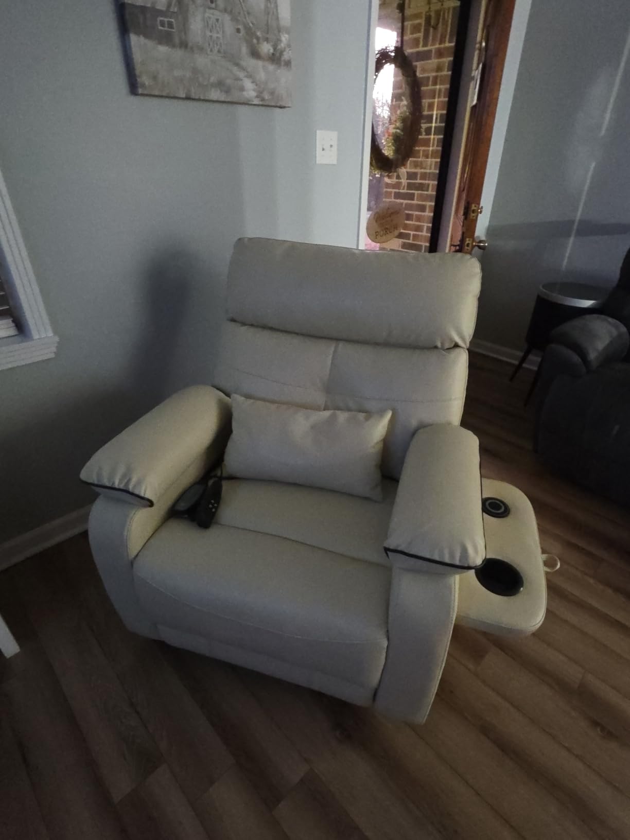 Dual Motor Power Lift Recliner Chair for Adult & Elderly, Infinite Position Lay Flat Lift Chair with Heat & Massage, Cup Holder, Lumbar Pillow, Wireless Charger, USB Ports, Leather (Beige) customer photo 2