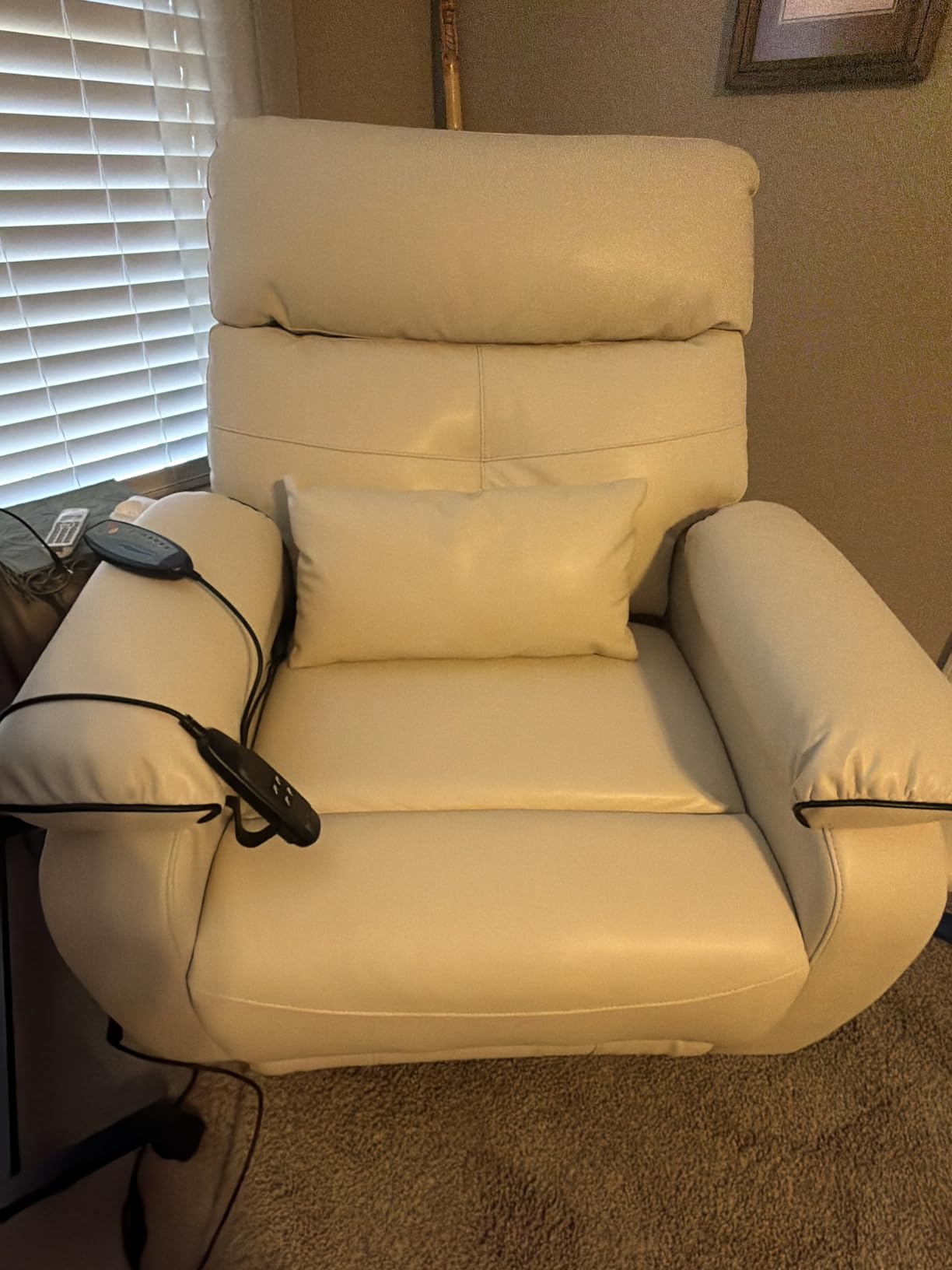 Dual Motor Power Lift Recliner Chair for Adult & Elderly, Infinite Position Lay Flat Lift Chair with Heat & Massage, Cup Holder, Lumbar Pillow, Wireless Charger, USB Ports, Leather (Brown) customer photo 1