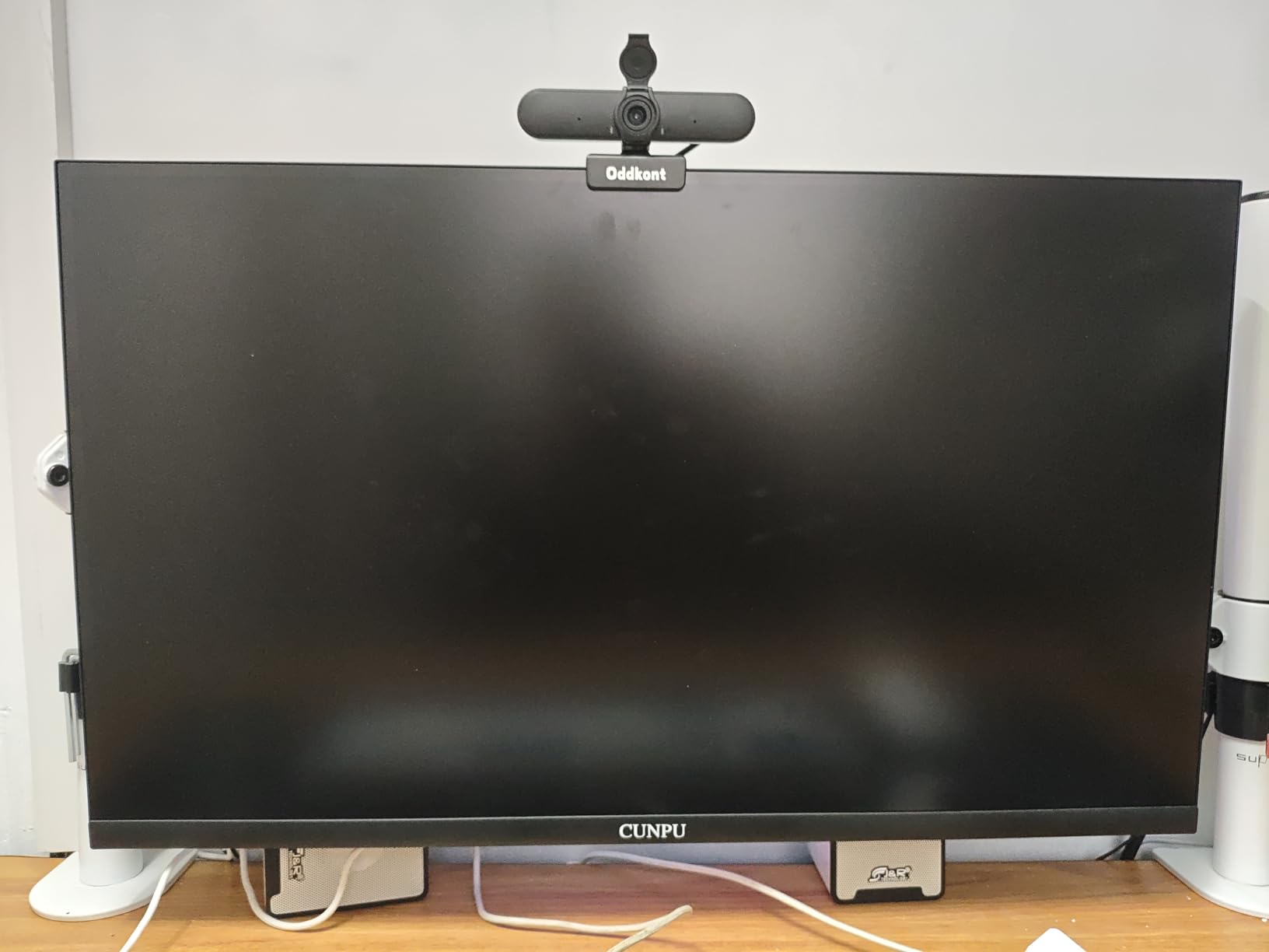 27 Inch 1440p Gaming Monitor 200Hz, 1ms, Fast IPS Screen, HDR400, 127% sRGB Color Gamut, Tilt Adjustable Stand, Adaptive Sync Technology, HDMI & DP Ports, 2K Monitor, Black customer photo 1