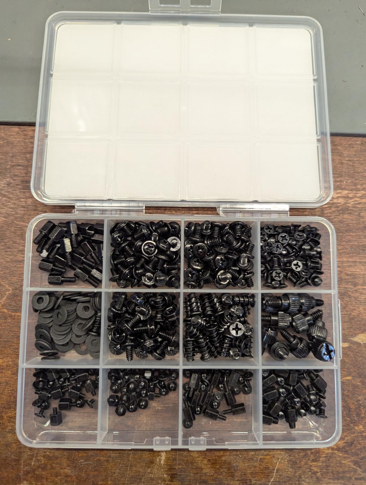 450-Piece Computer Screw Kit for PC Building and Repairing - Includes M.2 SSD Mounting Screws, Motherboard Standoff Screw, PC Case, SSD, HDD & Fan Screws | All-in-One Repair Kit customer photo 1