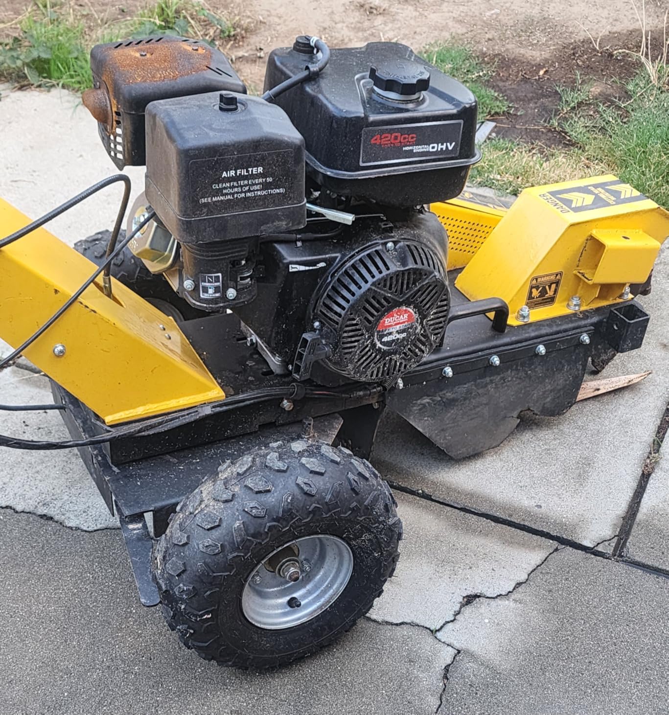 15 inch DUCAR 420cc 15HP Electric Start Gasoline Engine Stump Grinder With Tow Bar, 12pcs Alloy Teeth, 15'' Cutting Height And 10'' Cutting Depth, Two Wheel Brake System, SG380 Yellow customer photo 2