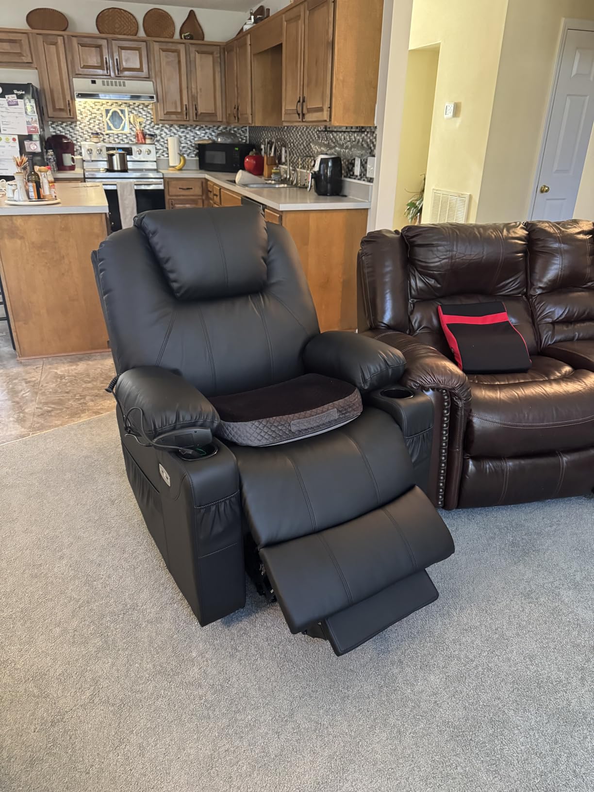 MCombo Oversized Power Lift Recliner Chair for Elderly, Lift Chair with Heat and Massage for Big and Tall, USB&Type C Ports, Cup Holders, Faux Leather R7510 (Blue, Large-Wide) customer photo 2