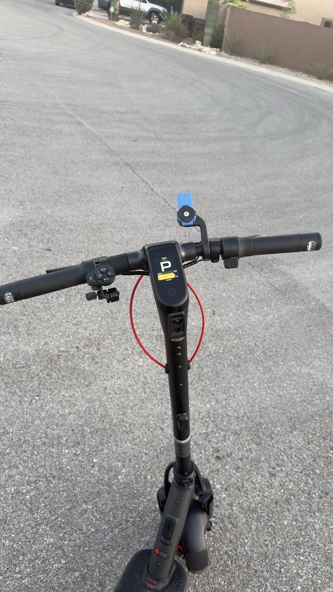 Segway Ninebot MAX Series Electric Scooter, Up to 22-28 MPH, Long Range, Dual Suspension & Braking System, Fast Charging, Scooter for Adults, UL-2272 2271 Certified (G2/G3) customer photo 2