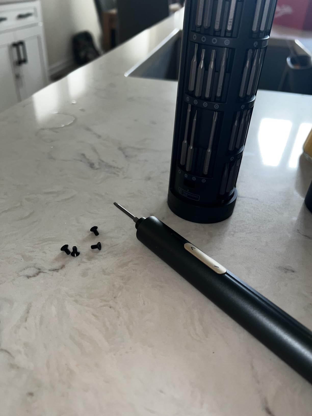 Fanttik E2 Ultra Mini Electric Screwdriver, Cordless Screwdriver, Max 0.6N.m, 50 Magnetic Bits, 5/32'' Hex, Magnetic Storage, Repair Tool for Electronics, Camera, Laptop, and PC Build (Grey) customer photo 1