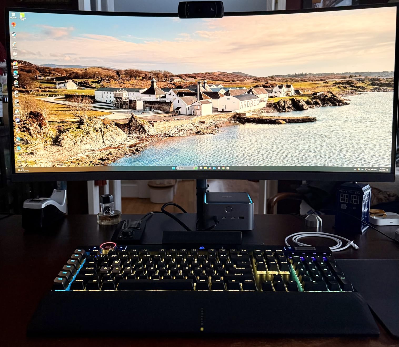 Anker Prime TB5 Docking Station, 14-in-1 Thunderbolt 5 Dock with 120Gbps Max Transfer, Thunderbolt Dock with 140W Max Charging, Cooling System, Up to 8K, Dual Display for TBT 5/4 Laptops customer photo 2