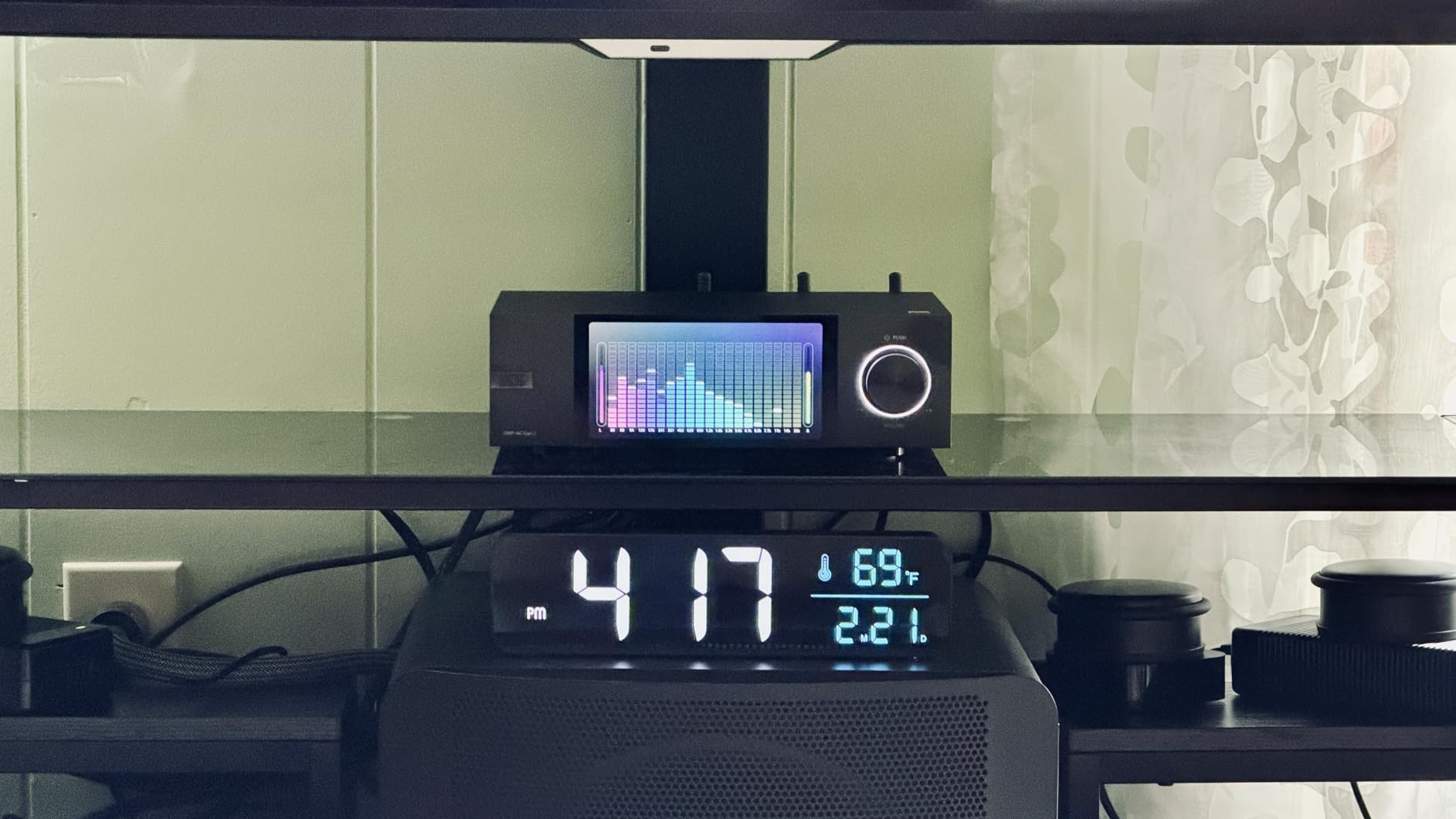 EVERSOLO DMP-A6 Gen 2 Hi-Fi Music Streamer, Wireles Digital Music Streamer, DAC, Music Service&Streaming Qobuz, Tidal&More, DSD512, EOS Audio Engineer, Native Multi-Channel DSD, Exclusive App customer photo 1