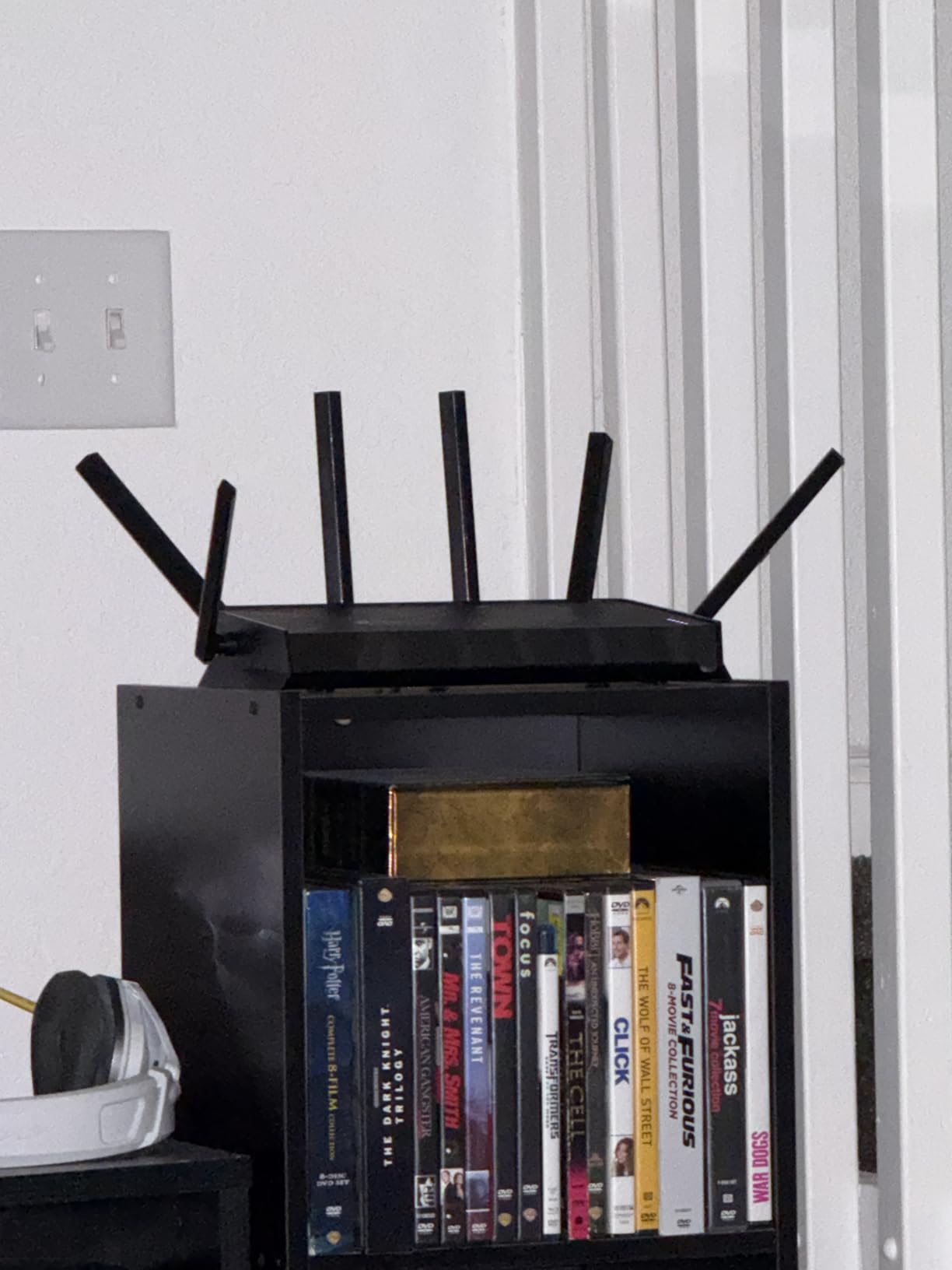 TP-Link BE6500 Dual-Band WiFi 7 Router (BE400) - Dual 2.5Gbps Ports, USB 3.0, Covers up to 2,400 sq. ft., 90 Devices, Quad-Core CPU, HomeShield, Private IoT, Free Expert Support customer photo 2