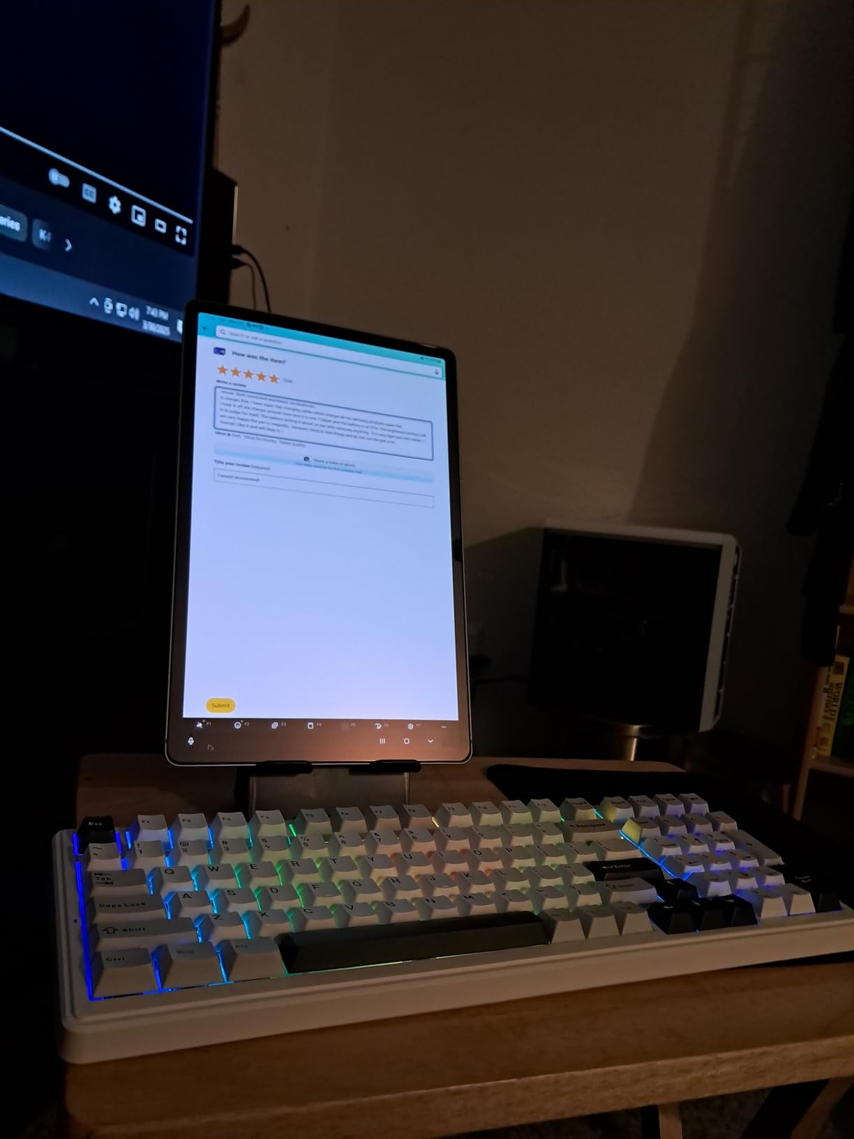 Samsung Galaxy Tab S10 FE 128GB WiFi Android Tablet, Large Display, Long Battery Life, Exynos 1580 Processor, IP68 Water-Resistant, 90 Hz Refresh, S Pen for Note-Taking, US Version, Silver customer photo 2