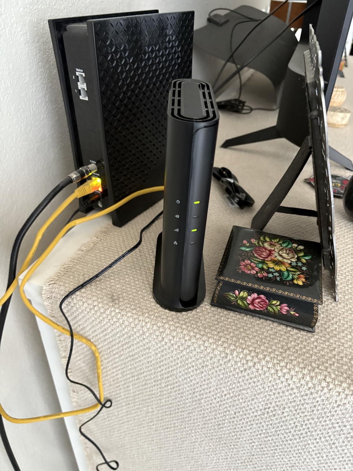 NETGEAR 4-Stream WiFi 6 Router (R6700AX) - Router Only, AX1800 Wireless Speed (Up to 1.8 Gbps), Covers up to 1,500 sq. ft., 20 Devices - Free Expert Help, Dual-Band customer photo 1