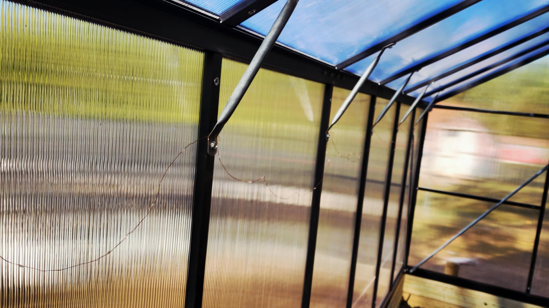 8x10FT Greenhouse Kits with Hygrometer, Polycarbonate Green Houses for Outside Heavy Duty with Aluminum Frame, Walk in Greenhouses with Drainage Channel Roof Vent for Backyard or Garden Use customer photo 2