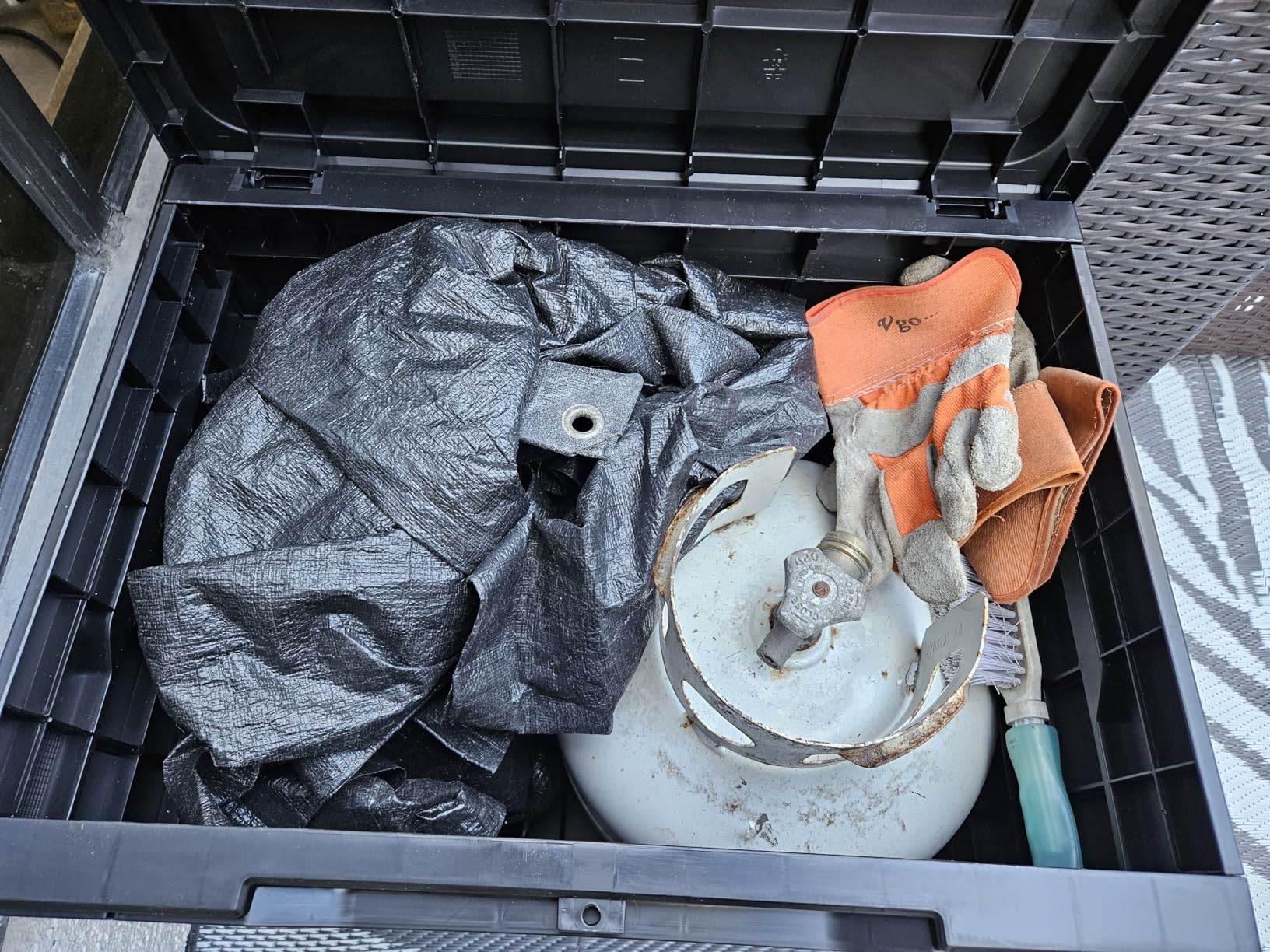 Devoko 78 Gallon Deck Box, Waterproof Resin Outdoor Storage Box for Outside and Patio, Outdoor Storage Bench Lockable for Patio Furniture, Garden Tools and Pool Supplies (Black, 78 Gallon) customer photo 2