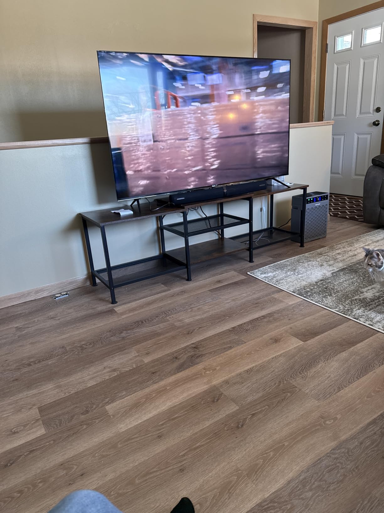 Roku Smart TV - 75-Inch Plus Series, Mini-LED TV - 4K QLED Television with Dolby Vision customer photo 2