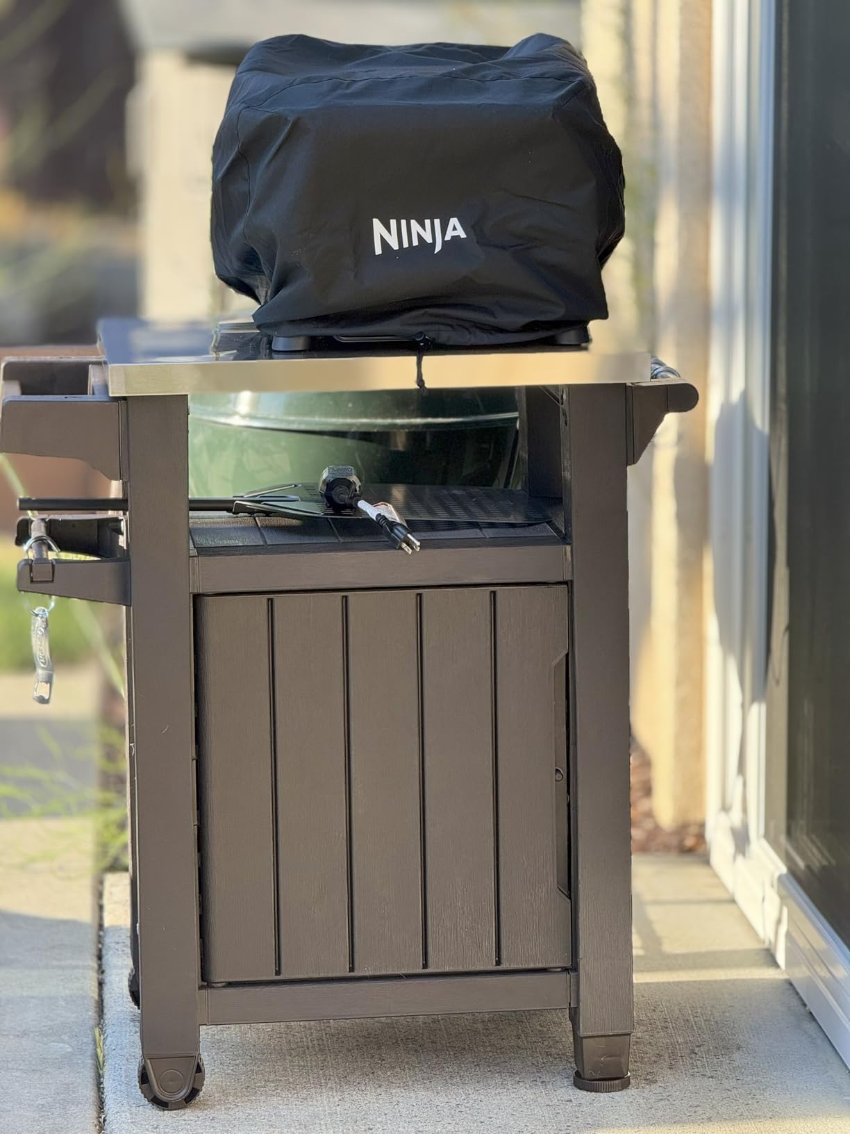 Ninja Artisan Outdoor Pizza Oven, 12-inch, 3-minute Pizza, Neapolitan, Thin Crust, New York Chicago, Custom, 700F Max Temperature, Electric Heat, Bake, Broil, Proof, Warm, MO201 customer photo 1