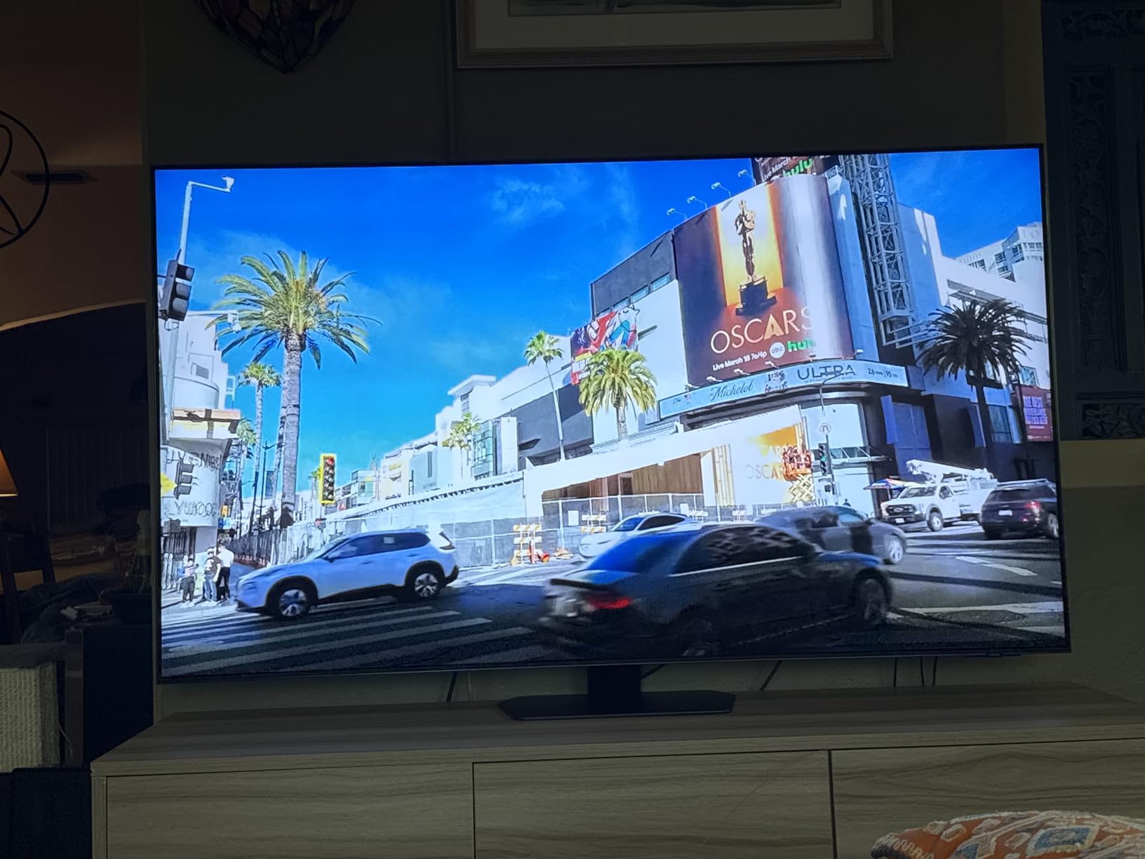 85-Inch Class Neo QLED 4K QN90F Series, Vision AI, Mini LED Smart TV (2025 Model, 85QN90F) Neo Quantum HDR+, Object Tracking Sound+ w/Dolby Atmos, Glare Free, Gaming Hub, Alexa Built-in customer photo 1