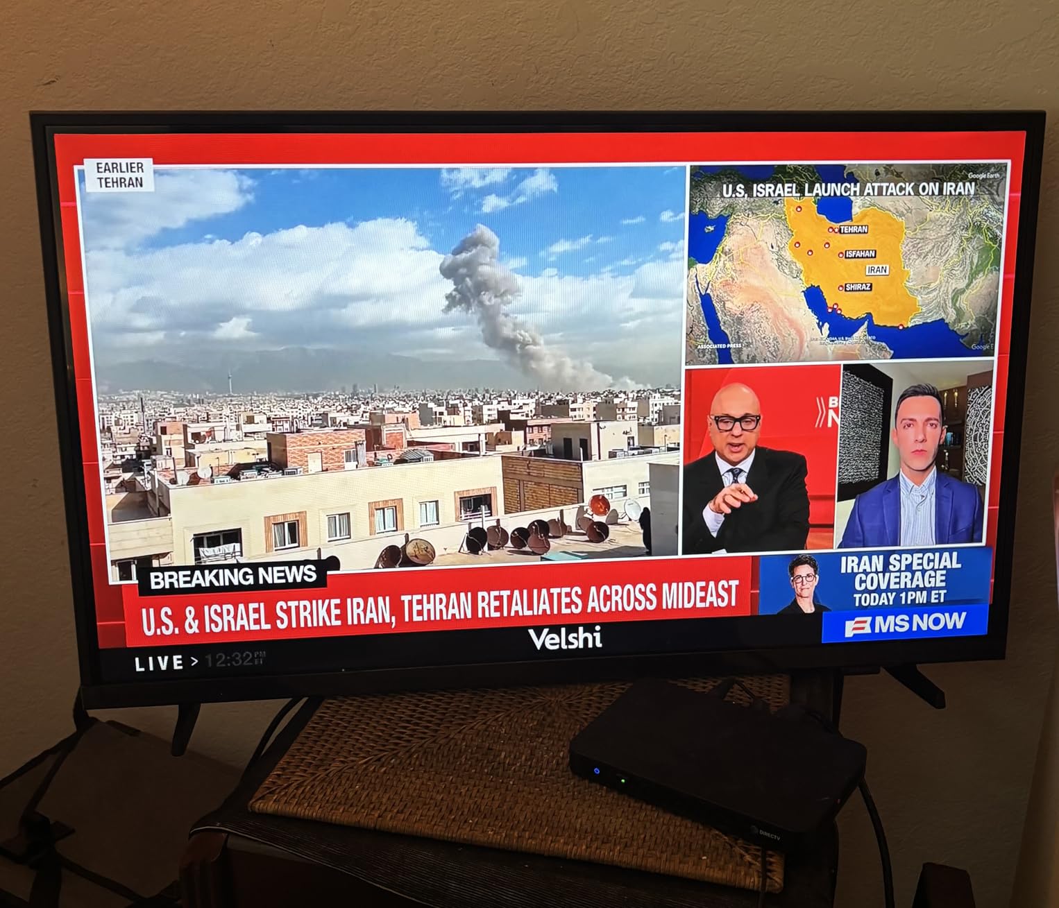 Samsung 32-Inch Class Full HD F6000 Smart TV (2025 Model) HDR, Object Tracking Sound Lite, Knox Security, One UI Tizen customer photo 1