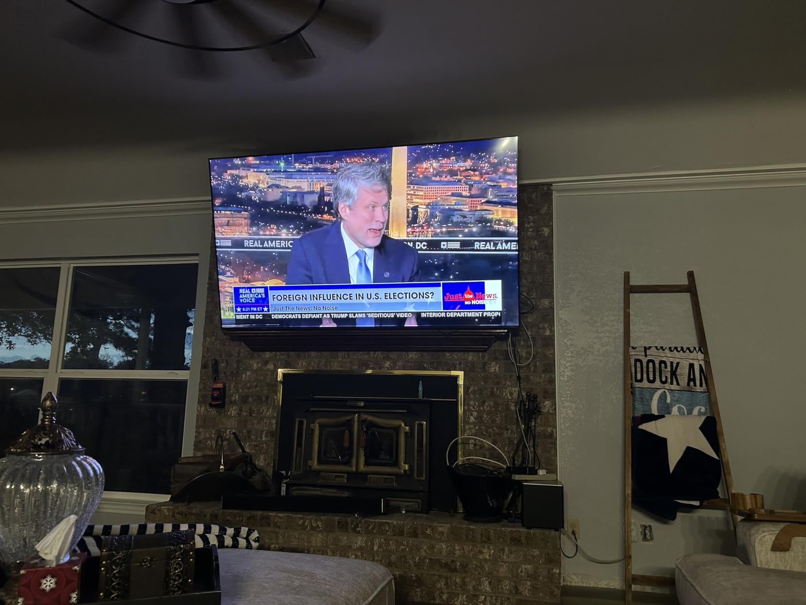 Samsung 55-Inch Class Neo QLED 4K QN80F Series, Vision AI, Mini LED Smart TV (2025 Model, 55QN80F) Neo Quantum HDR, Object Tracking Sound Lite w/Dolby Atmos, NQ4 AI Gen2 Processor, Alexa Built-in customer photo 2