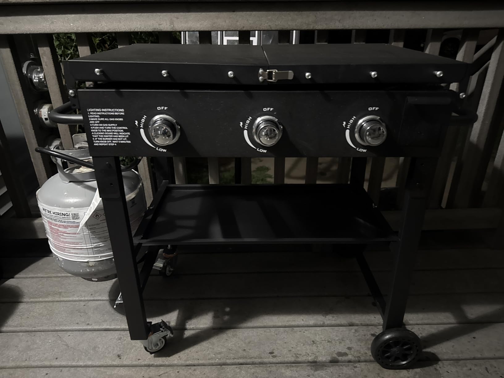 BESTFIRE Foldable Flat Top Grill, Outdoor Griddle-3 Burner Propane Griddle with Two Foldable Shelves, 36