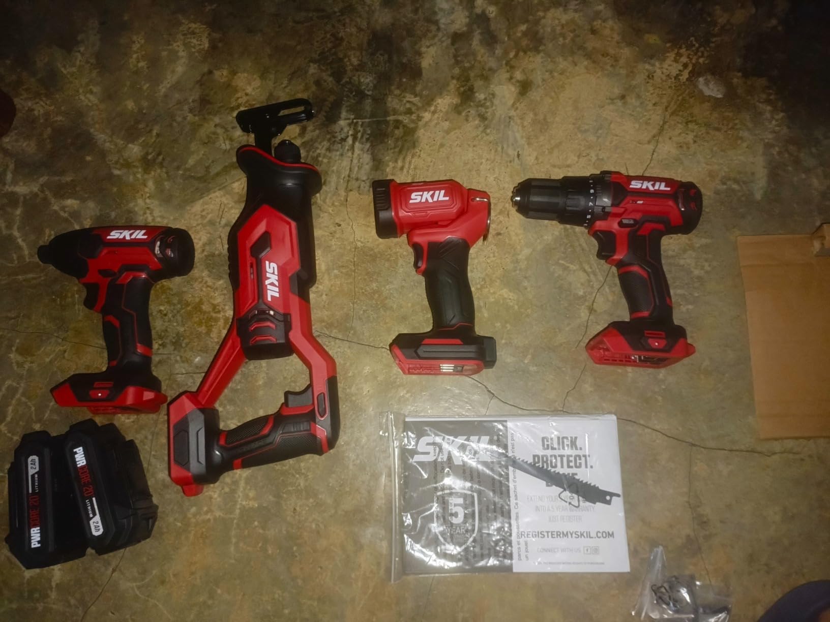 SKIL PWR CORE 20V Brushless 9-Tool Power Tool Combo Kit Including 2 * 2.0Ah Batteries, Charger, and Rolling Tool Box -CB8009B-20 customer photo 1