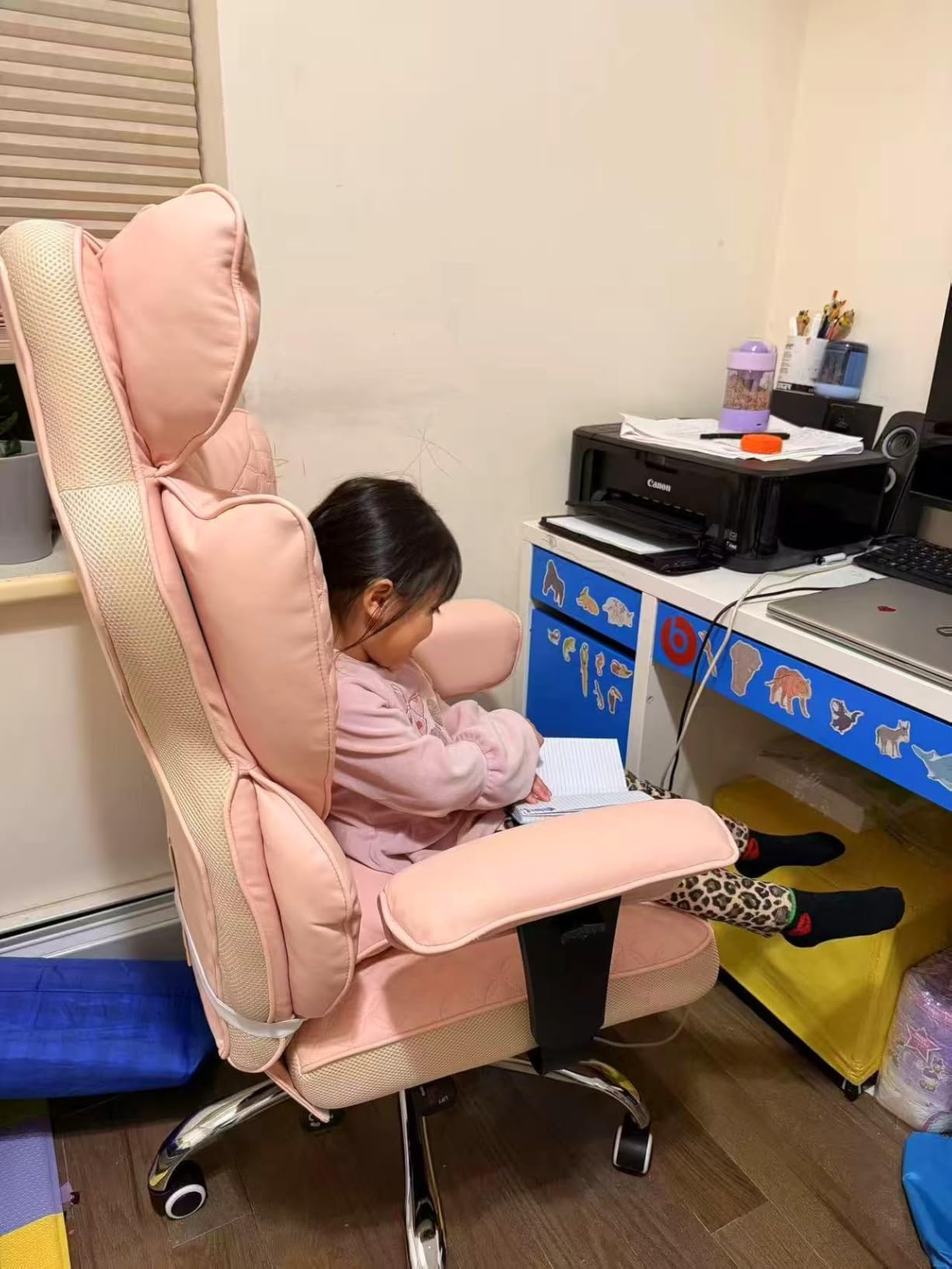 GTPLAYER Big and Tall Gaming Chair 400lbs Heavy Duty Office Chair with Foot Rest & Ergonomic Pocket Spring Lumbar Support, High Back 3D Saddle Shaped Cushion for Back Pain Relief, Matte-Black customer photo 2