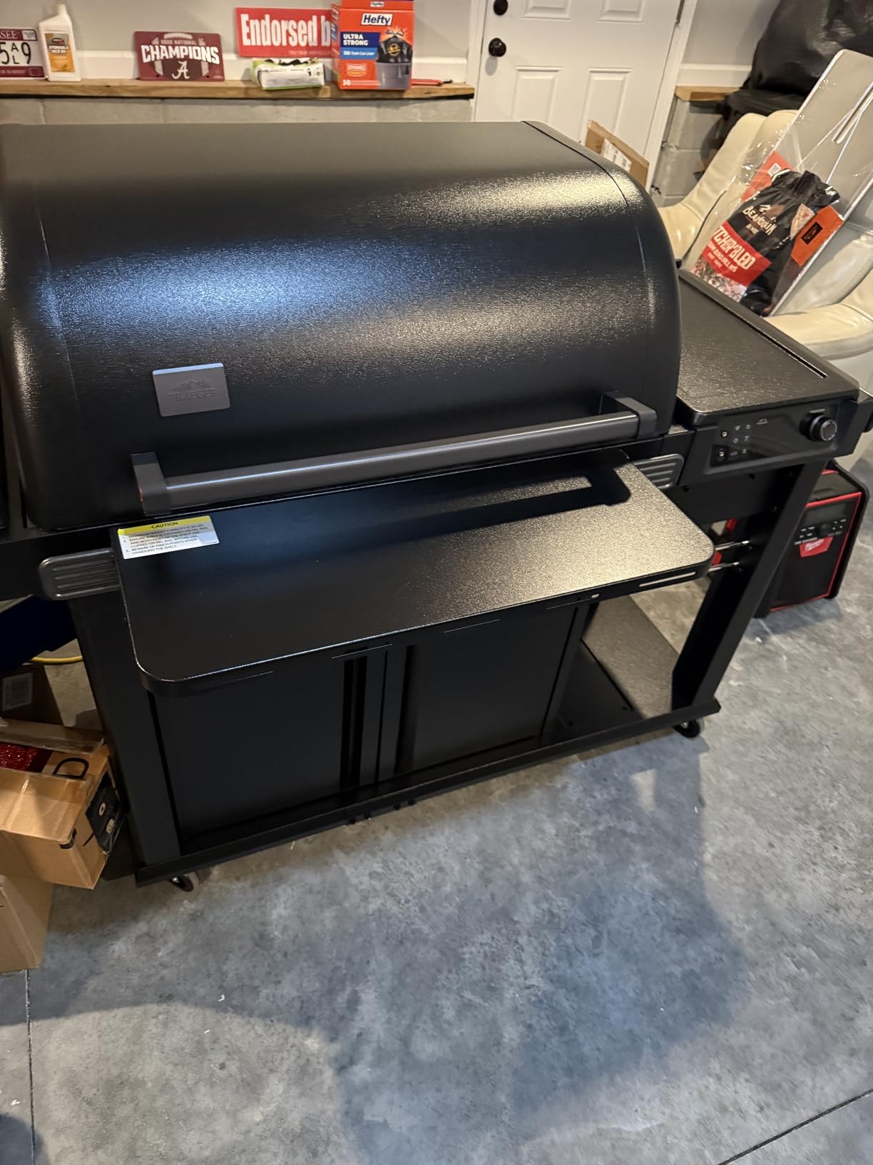 Traeger Woodridge Elite Electric Wood Pellet Grill and Smoker, 970 Sq. in., Side Sear Station, WiFIRE Technology, Super Smoke Mode, Outdoor Pellet Smoker Grill with Insulated Body, TFC97XLH customer photo 2