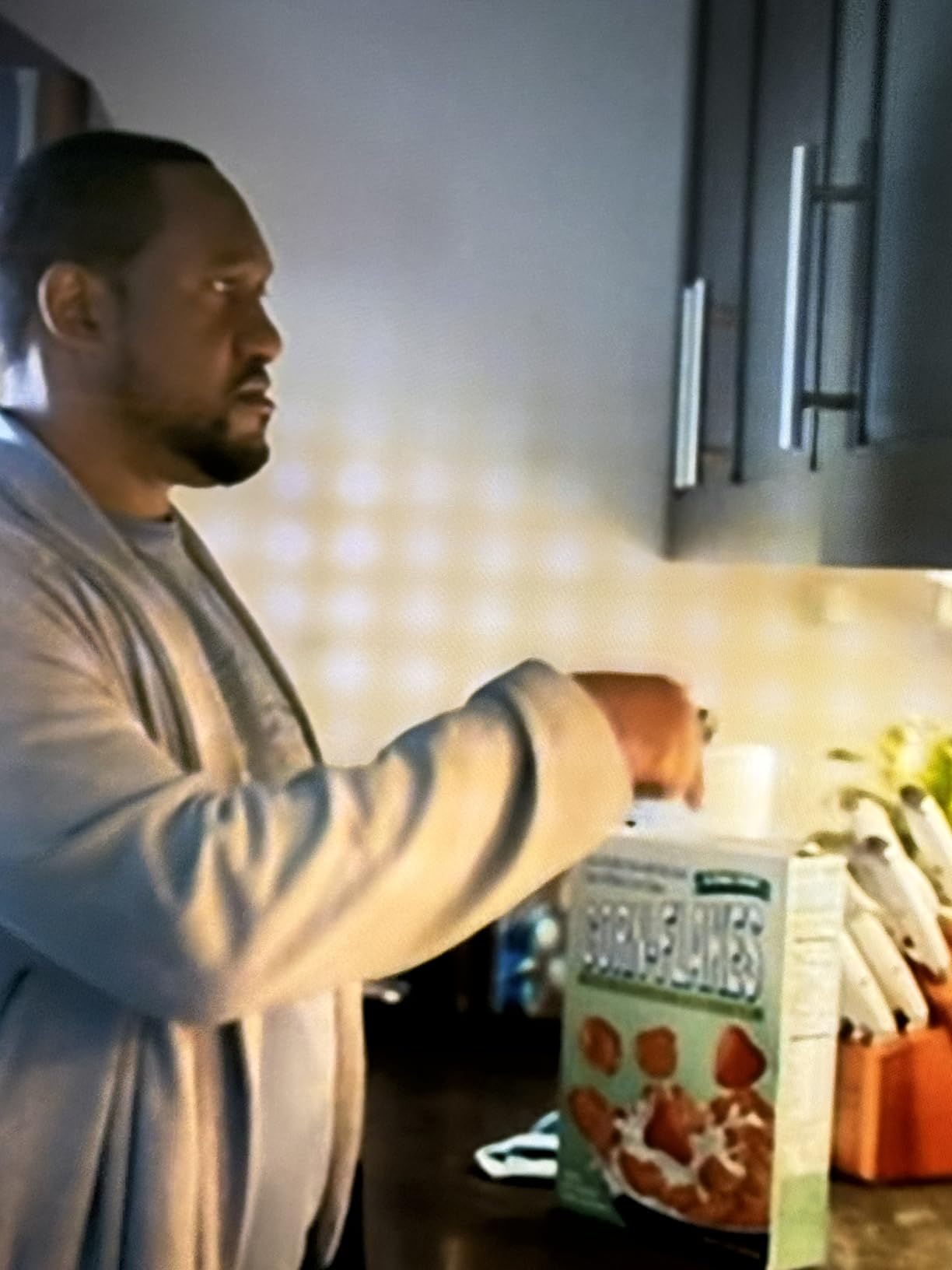 LG 85-Inch Class QNED evo AI QNED92A Series Mini LED 4K Smart TV w/Dolby Atmos, Dolby Vision, HDR10, AI Super Upscaling 4K, Filmmaker Mode, Wow Orchestra, Alexa Built-in (85QNED92AUA, 2025) customer photo 2