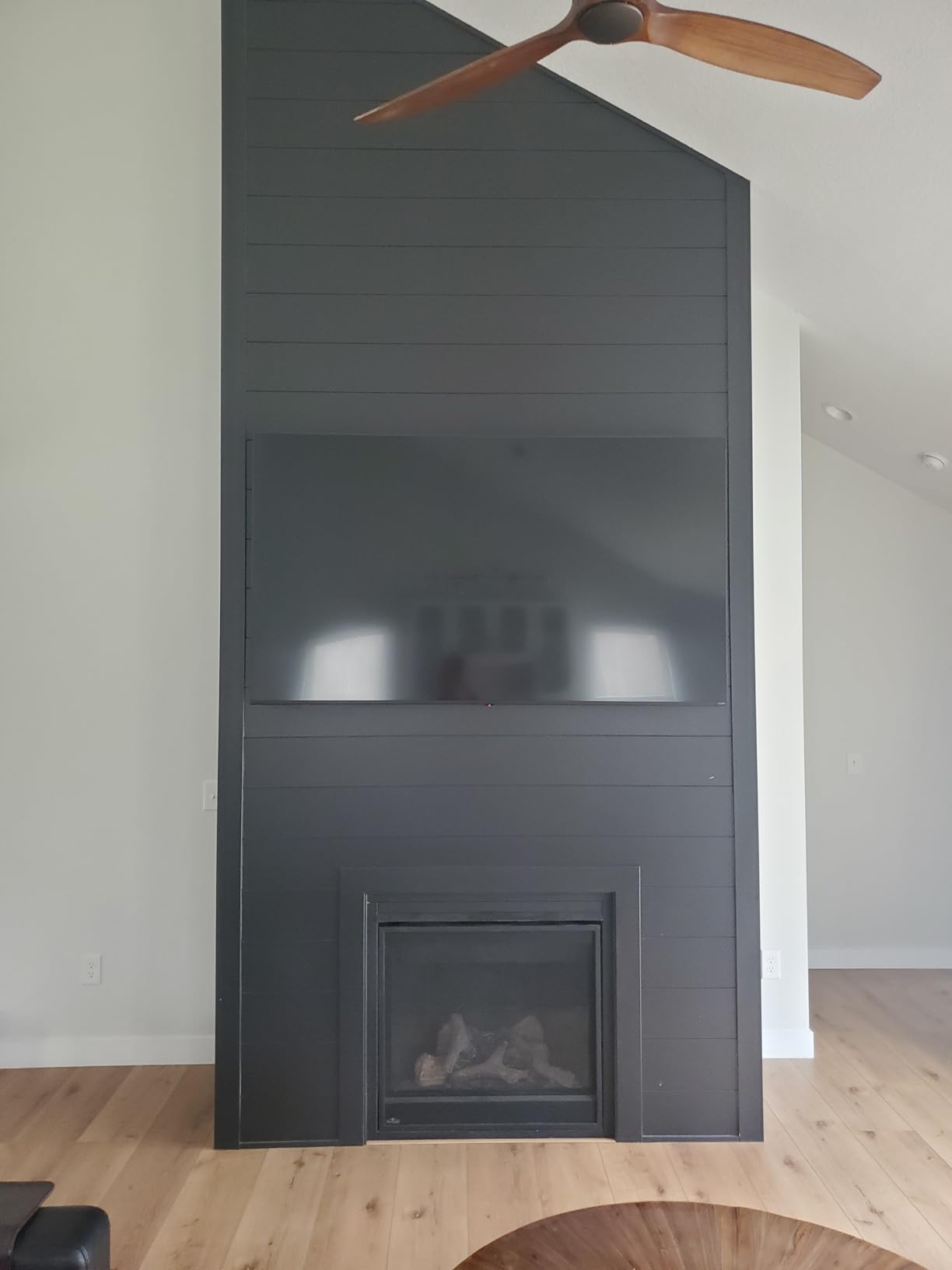 55-Inch Class QNED evo AI QNED85A Series Mini LED 4K Smart TV w/AI Picture, AI Sound, HDR10, AI Super Upscaling 4K, Filmmaker Mode, Wow Orchestra, Alexa Built-in (55QNED85AUA, 2025) customer photo 1